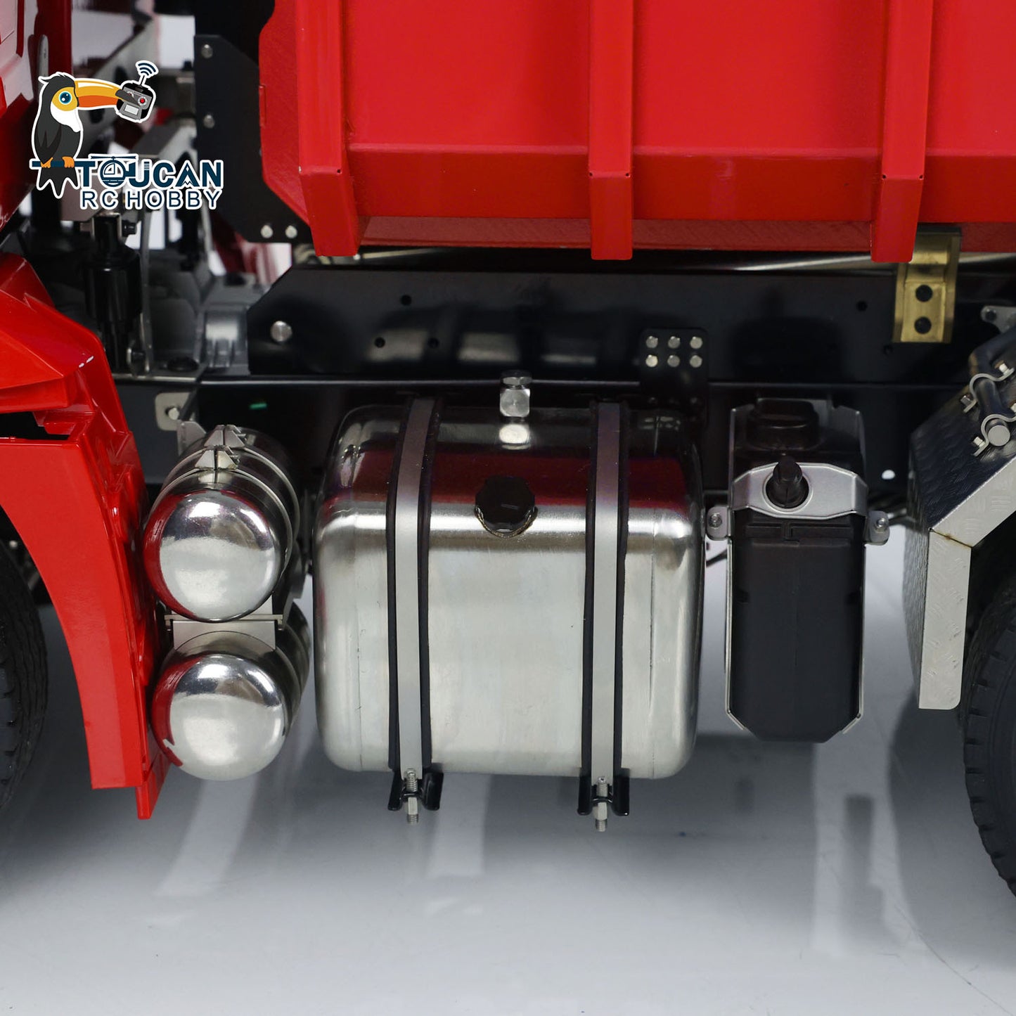 1/14 8x8 RC Hydraulischer Roll-On-Vollkipper Fernbedienungs-Dumper-Auto-Simulationsmodell PNP-Version Licht-Soundsystem