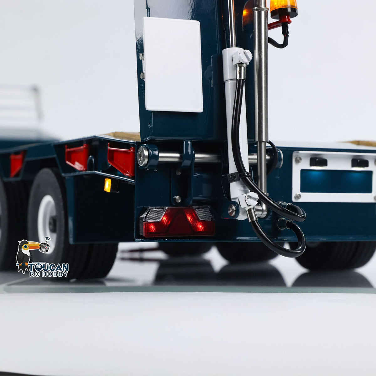 TOUCAN RC HOBBY LESU A0041 1/14 Metal Trailer Hydraulic Lifting Tailboard with Landing Legs 3 Axles Chassis for RC Tractor Truck DIY Construction Model