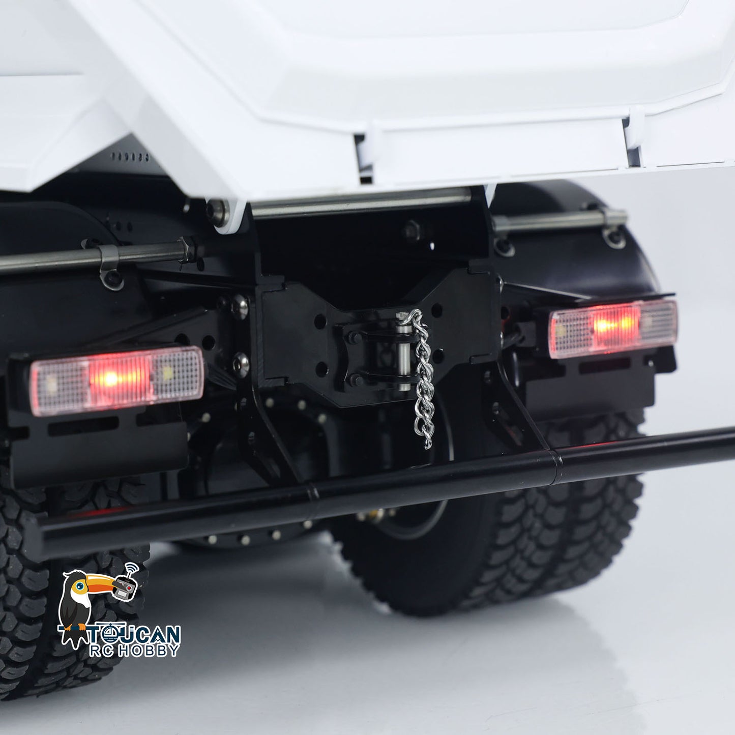 MD 8x8 1/14 Metal Hydraulic Dump Tipper Truck CNC 2-Speed Transmission Differential Lock Axles Sound Light System FlySky ST8 Remote Controller