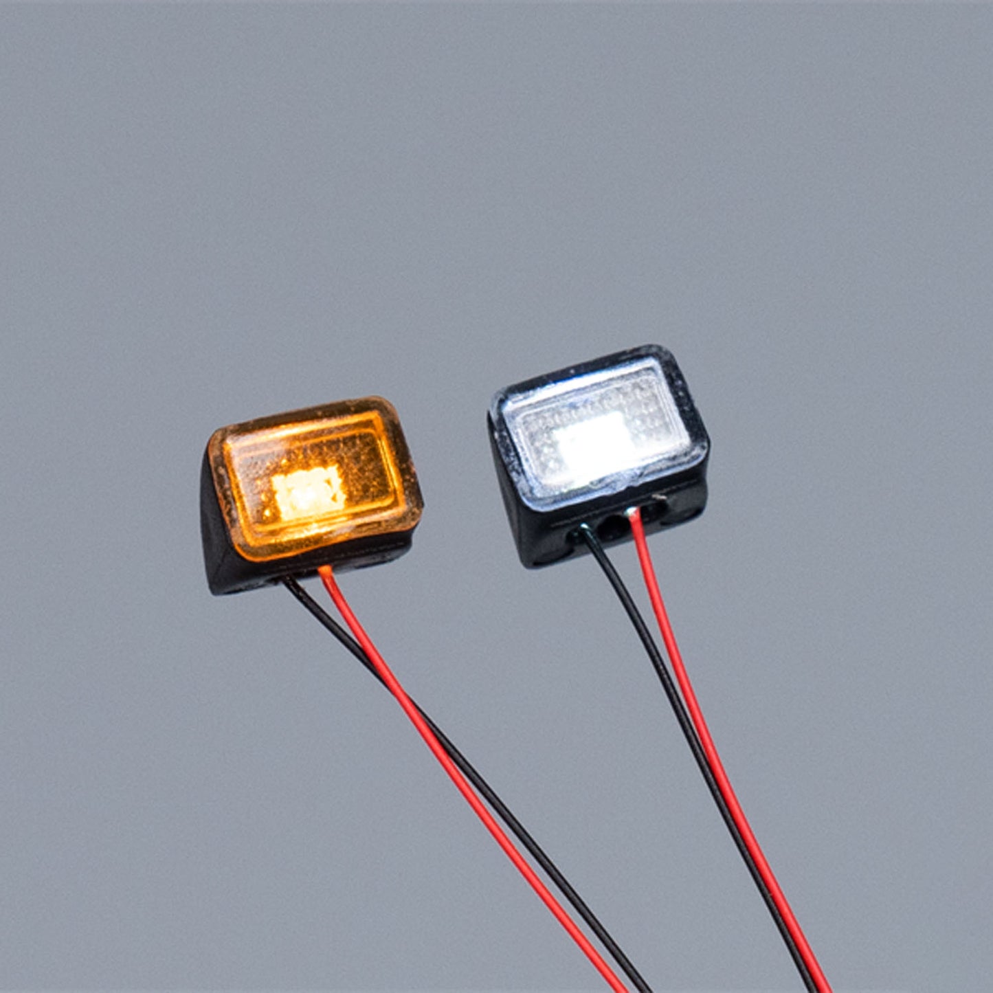 Plastic Roof Side Marker Warning Lamp Clearance Lamp for 1/14 DIY Radio Control Tractor Truck VO FH16 RC Lorry Dumper Model Car