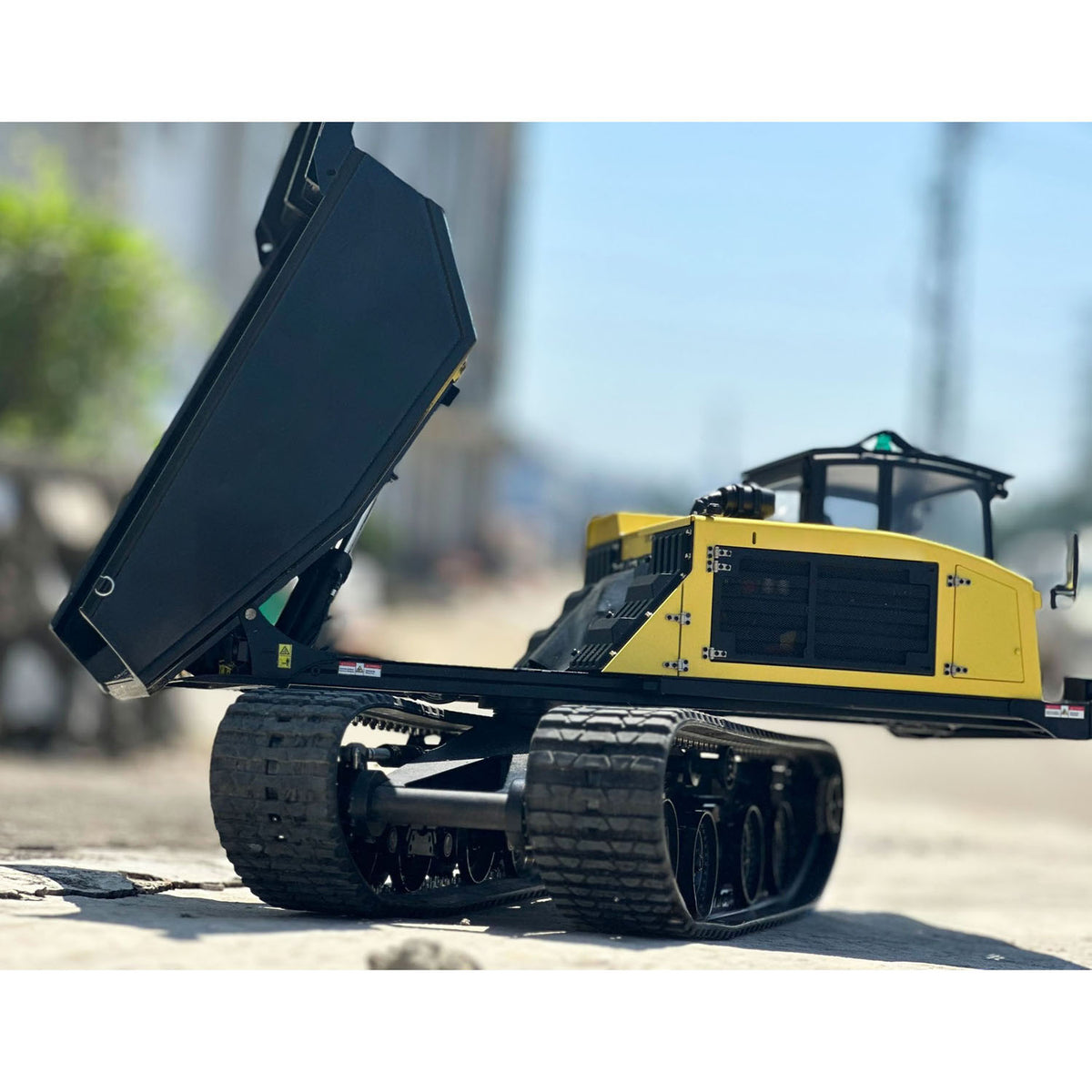 Super Frog T14R Panther 1/14 RC Hydraulischer Raupen-Muldenkipper Fernbedienung Metallkettenkipper Baufahrzeuge Frsky X14