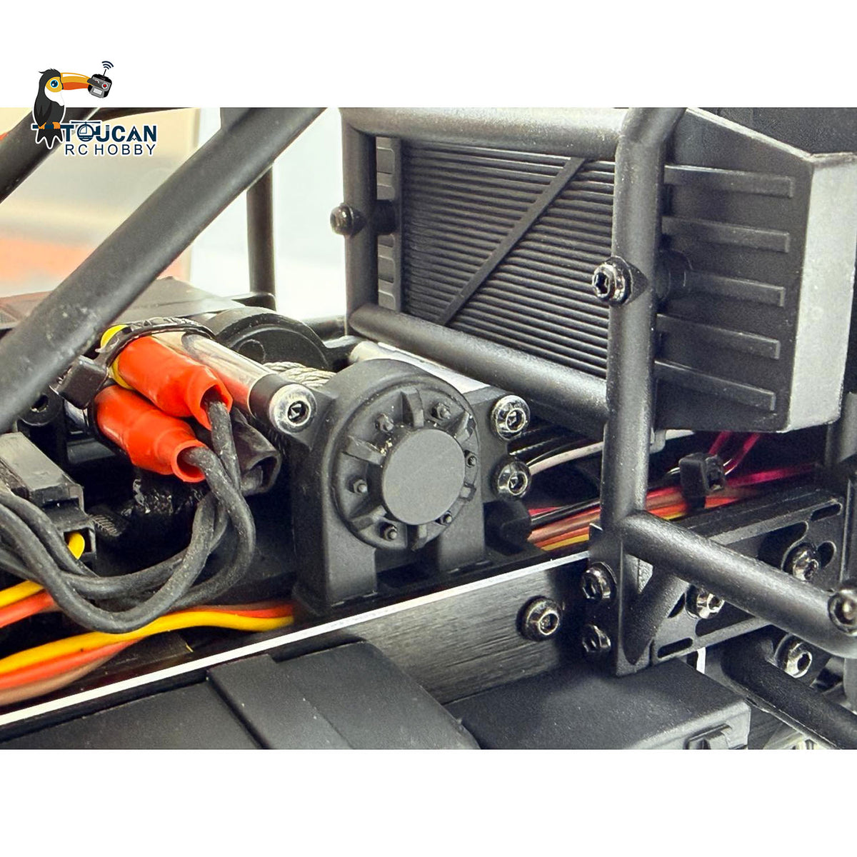 TOUCAN RC HOBBY Hobby Plus 1/18 4X4 Remote Control Off Road Vehicle RC Desert Rally Car DKR-4 Fortis Hobbywing Brushless Motor Light Effect