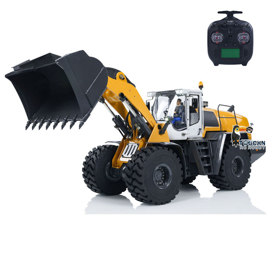 1. 1/14 RC Hydraulic Wheel Loader XDRC RD-580 Yellow Front View  
