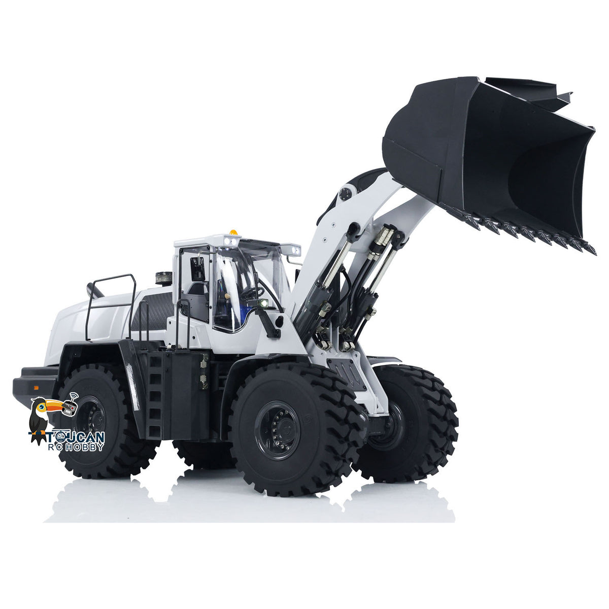 11. 1/14 Hydraulic Wheel Loader 580 Zinc Alloy Frame and PC Cab Rear View  
