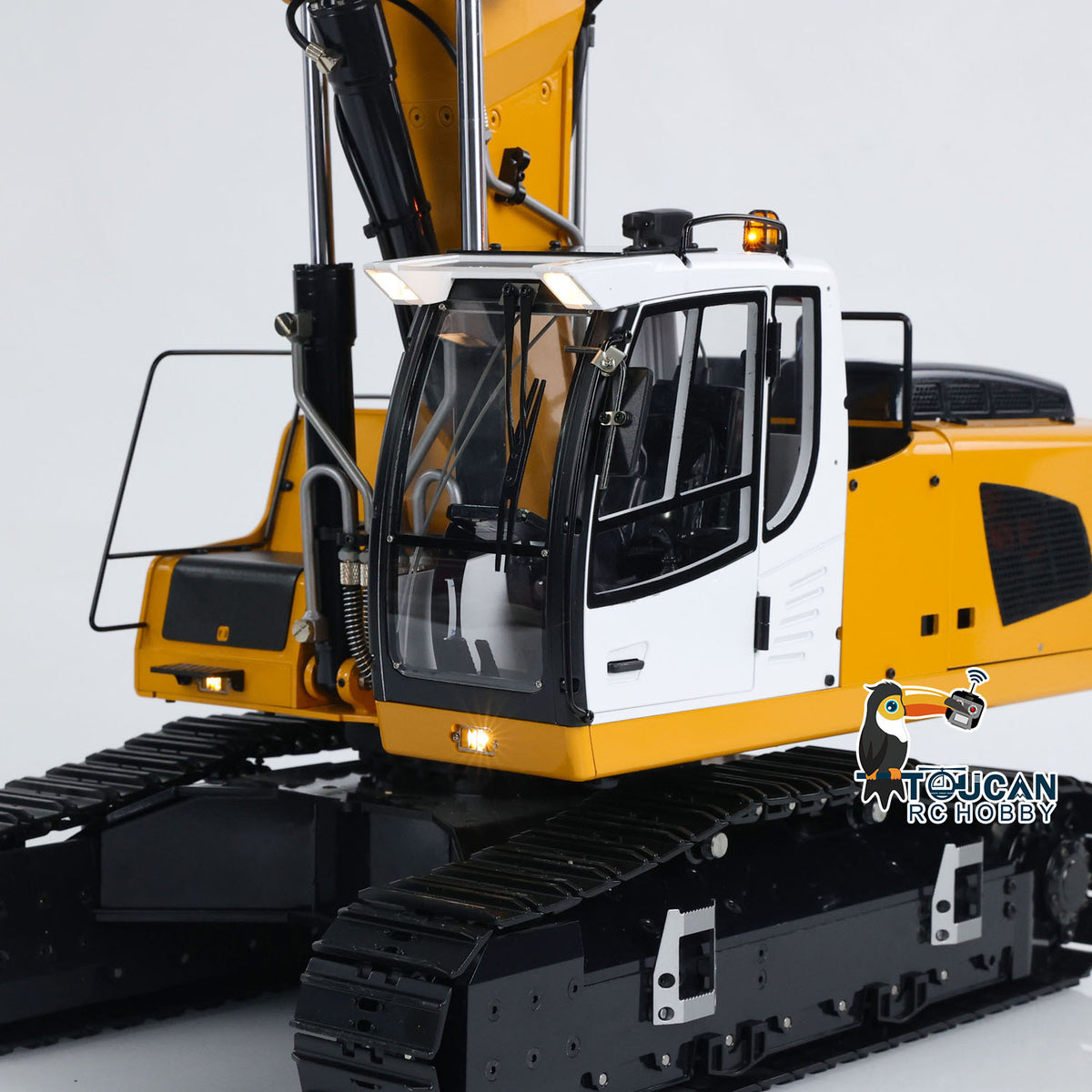 MTM 946-3 Metal 1/14 Excavator Hydraulic Crawler with 6-Way Valve and 4MPa Pump including T12D Radio and Hydraulic Grab with Buckets and Ripper without Battery