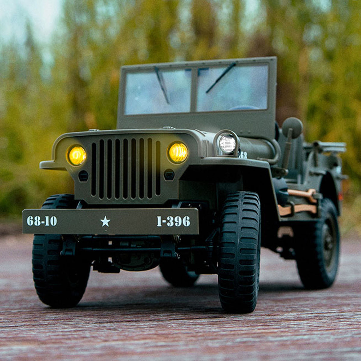 1/10 RC Off Road Vehicle C8815 4WD Remote Control Rock Crawler Car Military Truck Model Climbing Car RTR Battery LED Lights