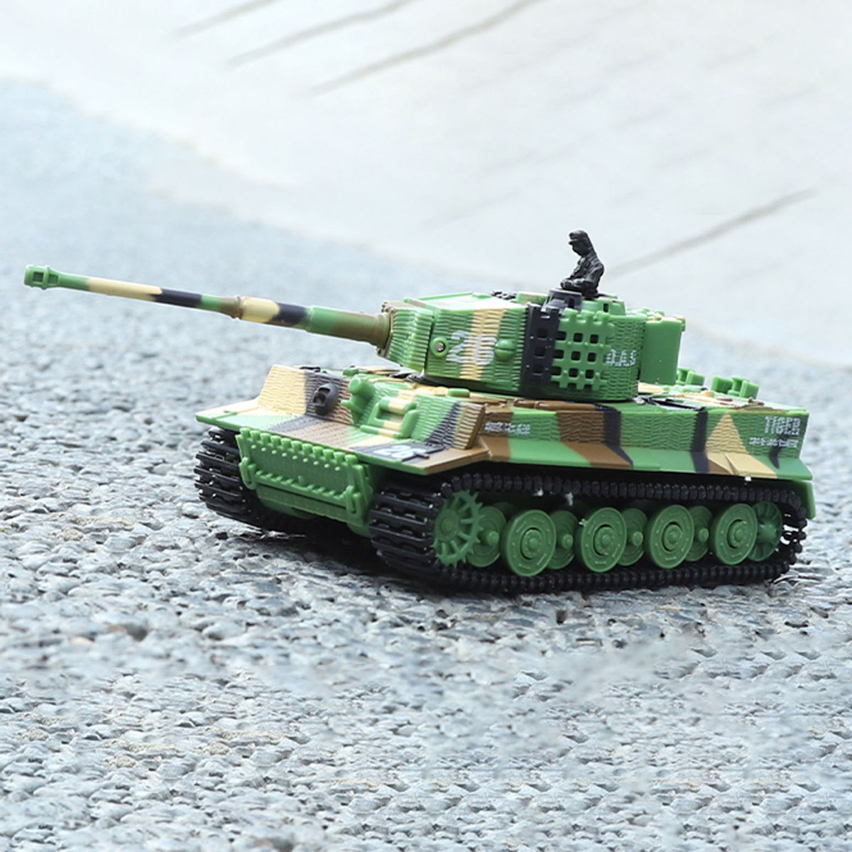 TOUCAN RC HOBBY 1:72 Ready to Run Mini Tank RC German Tiger Toy WW2 Battle Tank Easy Model 2.4G Painted and Assembled for Multiplayer Games