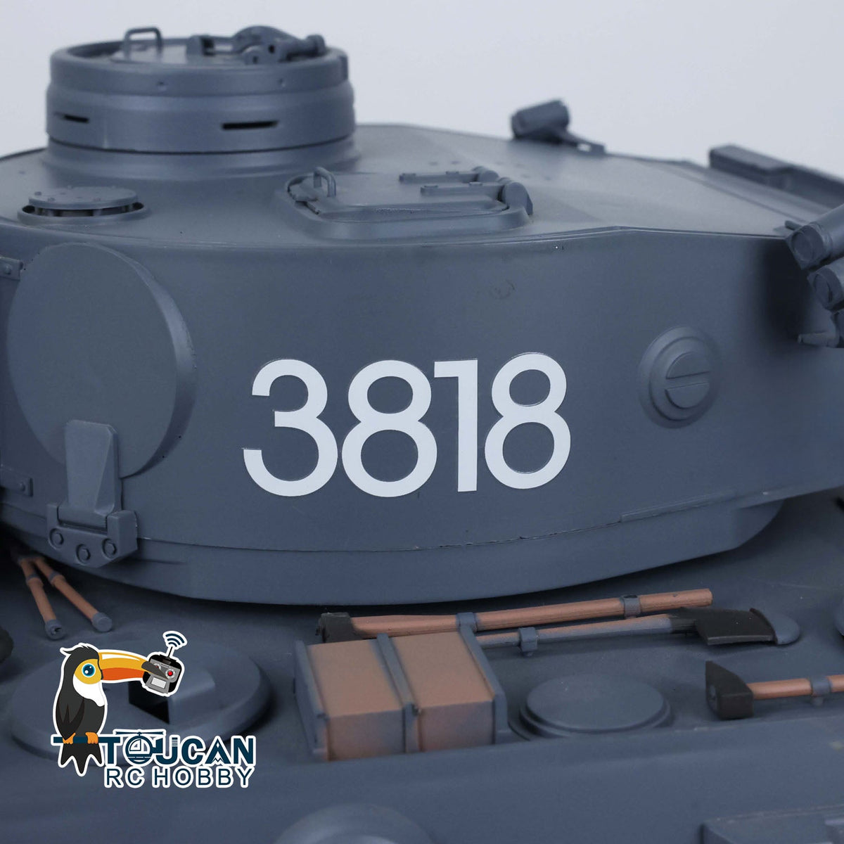 Henglong 1/16 TK7.0 3818 Tiger I RTR RC Tank FPV 360 Degrees Turret Barrel Recoil Smoke Metal Tracks Sprockets Idlers Road Wheels Hand Spray Painting Color