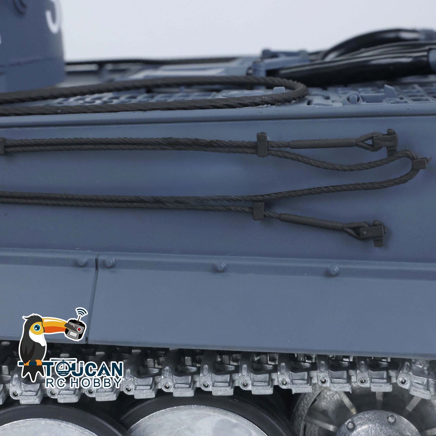 Henglong 1/16 TK7.0 3818 Tiger I RTR RC Tank FPV 360 Degrees Turret Barrel Recoil Smoke Metal Tracks Sprockets Idlers Road Wheels Hand Spray Painting Color