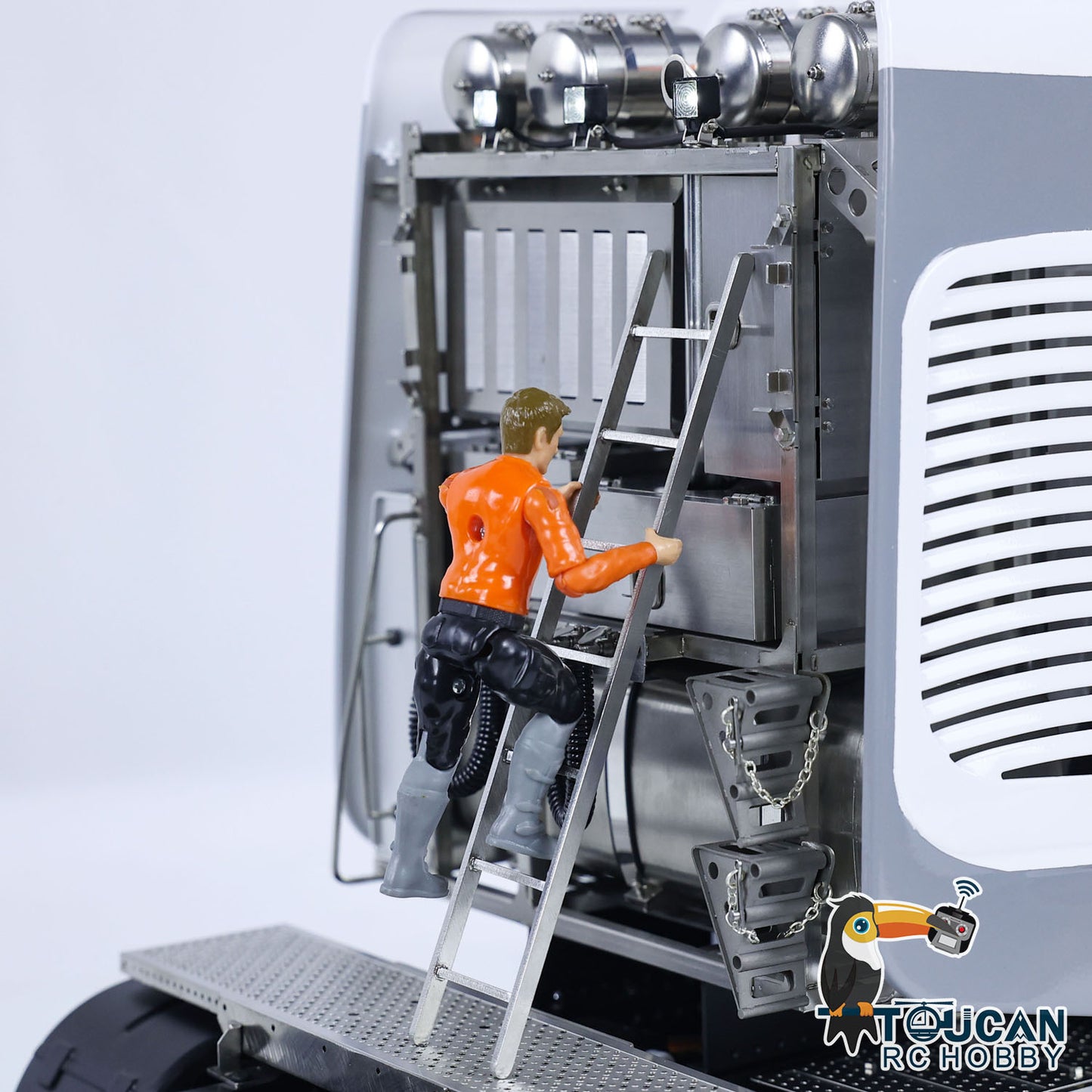 TOUCAN Lackiertes 8x8 Schwermetall-Chassis RC-Sattelzugmaschine 1/14 Funkgesteuerte Autos Raucheinheit Sound für Tamiya 1851 3363
