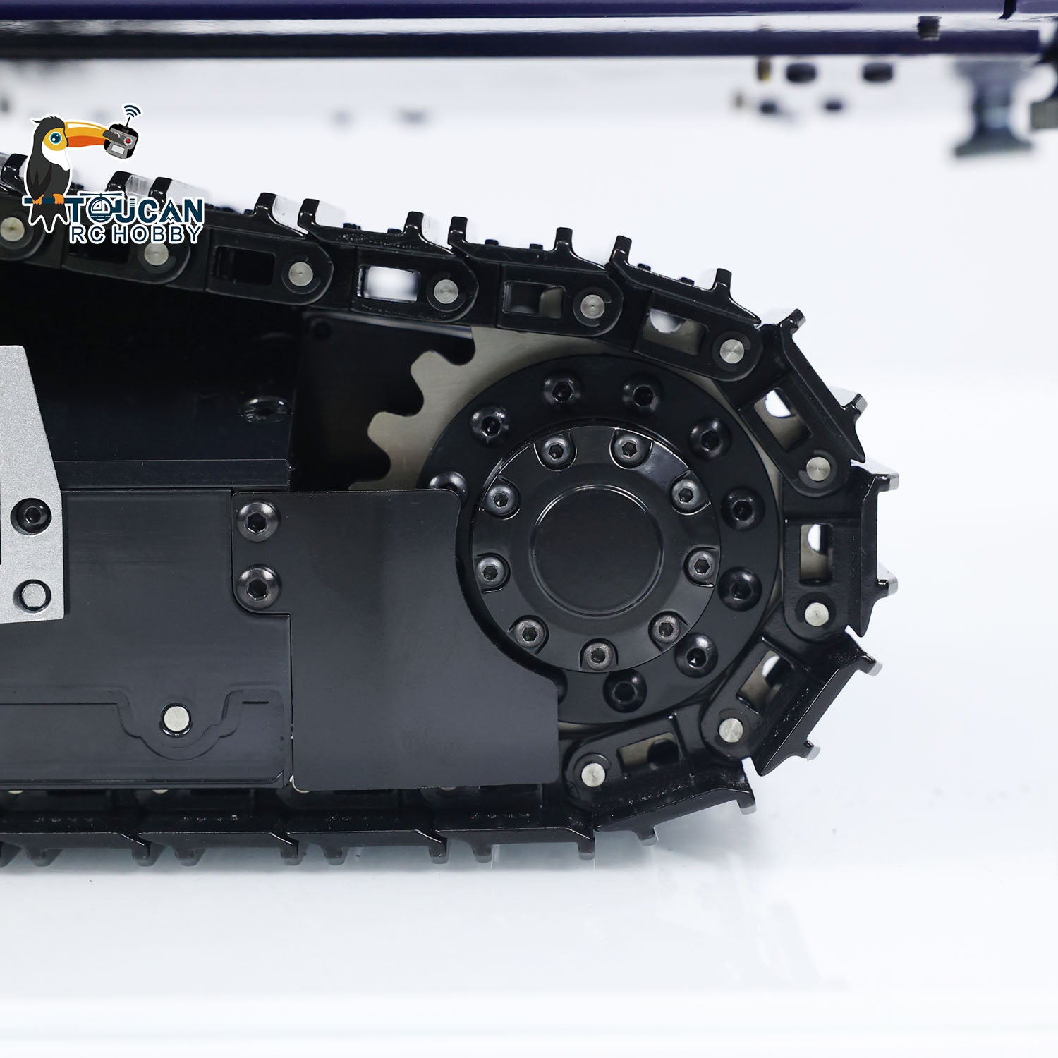 MTM 946-3 Metal 1/14 Excavator Hydraulic Crawler with 6-Way Valve and 4MPa Pump including T12D Radio and Clamshell Bucket with Ripper and 2 Extra Buckets without Battery