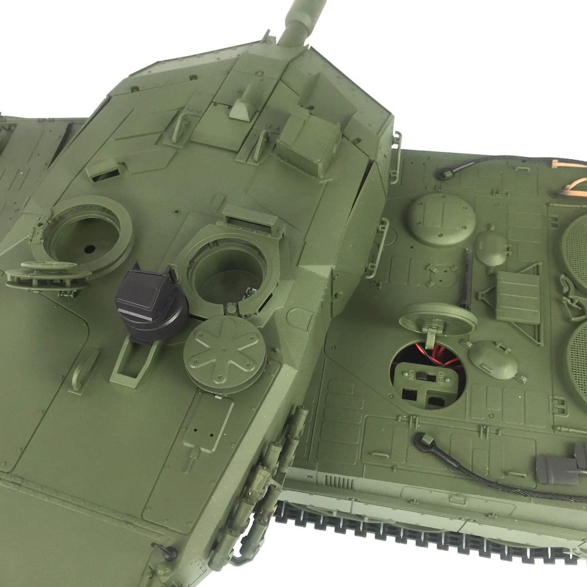 Henglong 1/16 TK7.0 German Leopard2A6 RTR RC Tank Model 3889 IR BB Smoke Barrel Recoil 360 Degrees Turret Metal Tracks Sprockets Idlers Road Wheels Gearbox