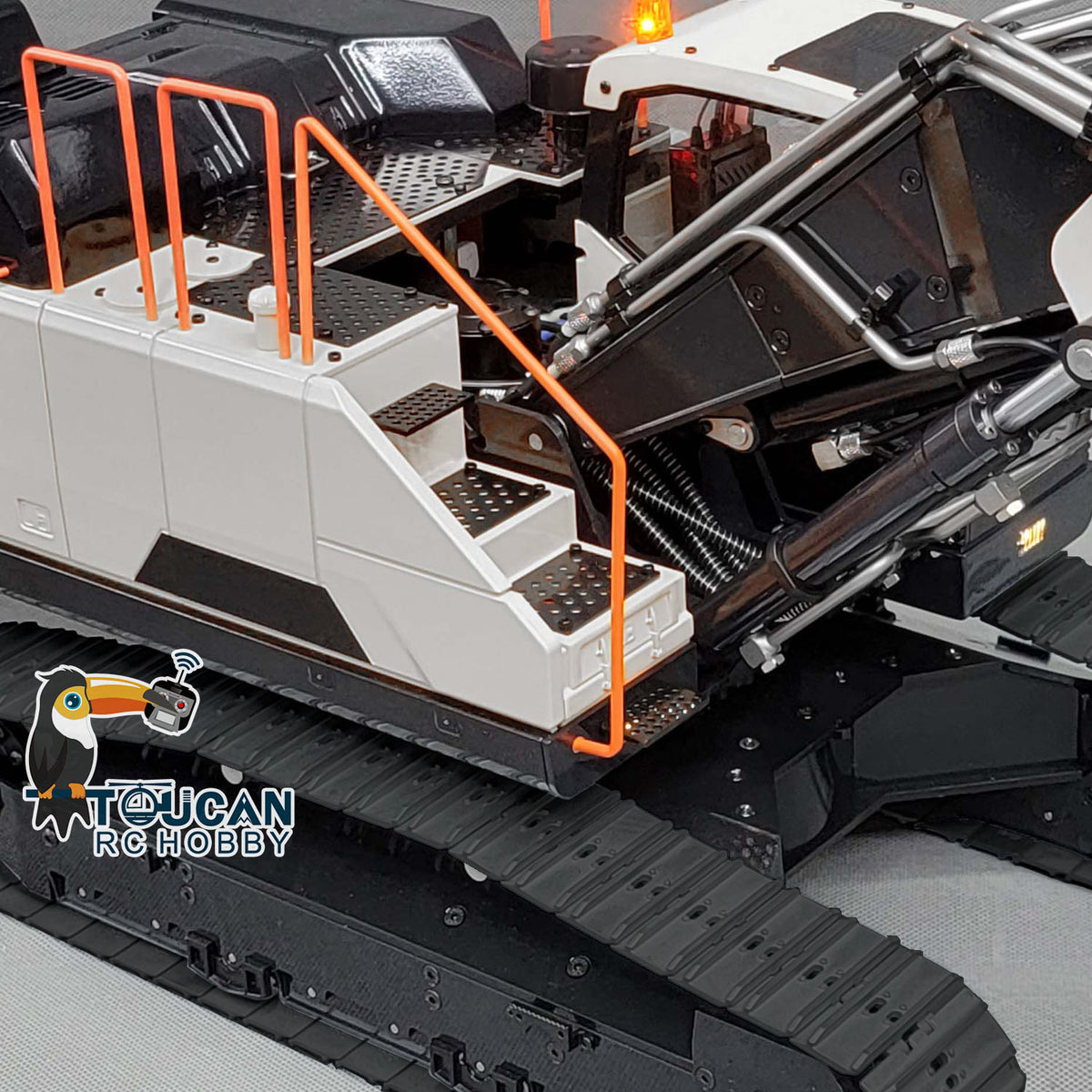 TOUCAN RC HOBBY MTM EC380 Metal 1/14 3-Arms RC Hydraulic Excavator Construction Vehicle 6-ways Reserving Valve Manually Quick-Release Coupler for Model Collector