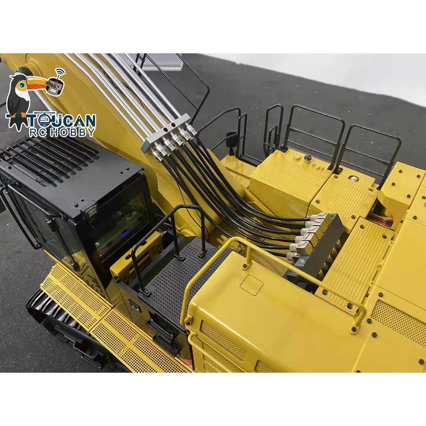 Toucanhobby C374 1/14 Metal RC Hydraulic Excavator RTR 3 Arms Cabin Lift 6 Way Valve Brushless Motor PL18EV Light Sound for Hobbyists