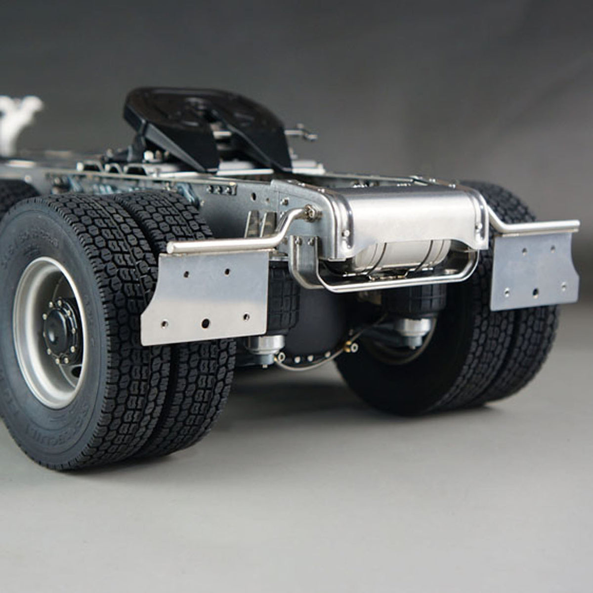 ScaleClub 1/14 6x6 Metallchassis für RC-Traktor, ferngesteuerter LKW, R62 R73, Elektromodell, Luftfederung, optionale Typen