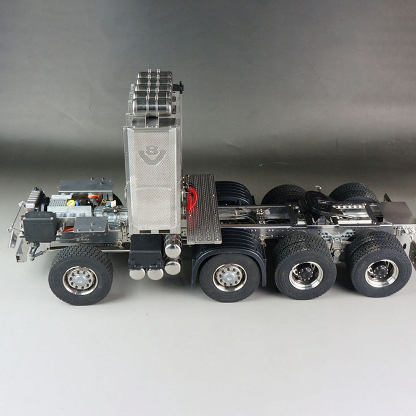 ScaleClub 1/14 8x8 Metallchassis für RC Sattelzugmaschine R73 R62 Elektroautos Simulation Ersatzteile DIY Zubehör