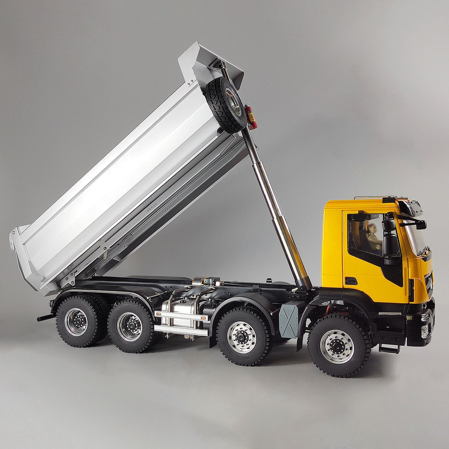 MD 8x8 1/14 Metal Hydraulic Dump Tipper Truck CNC 2-Speed Transmission Differential Lock Axles Sound Light System FlySky ST8 Remote Controller