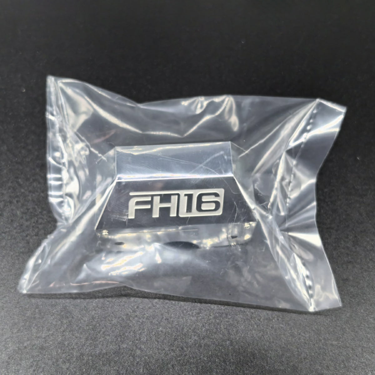 TOUCAN RC HOBBY Engine Cover Metal Gearbox Covers Metal Antiskid Plate for 1/14 FH16 4x2 RC Tractor Truck 56375 Model for DIY RC Hobby Model