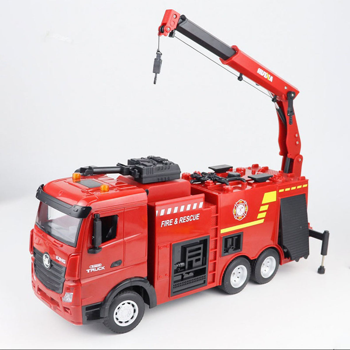HUINA 1/18 1362 Ferngesteuertes Feuerwehrauto 2,4G 9CH Sprinkler Auto Spielzeug Zusammengebautes und bemaltes Hobbymodell Geschenk
