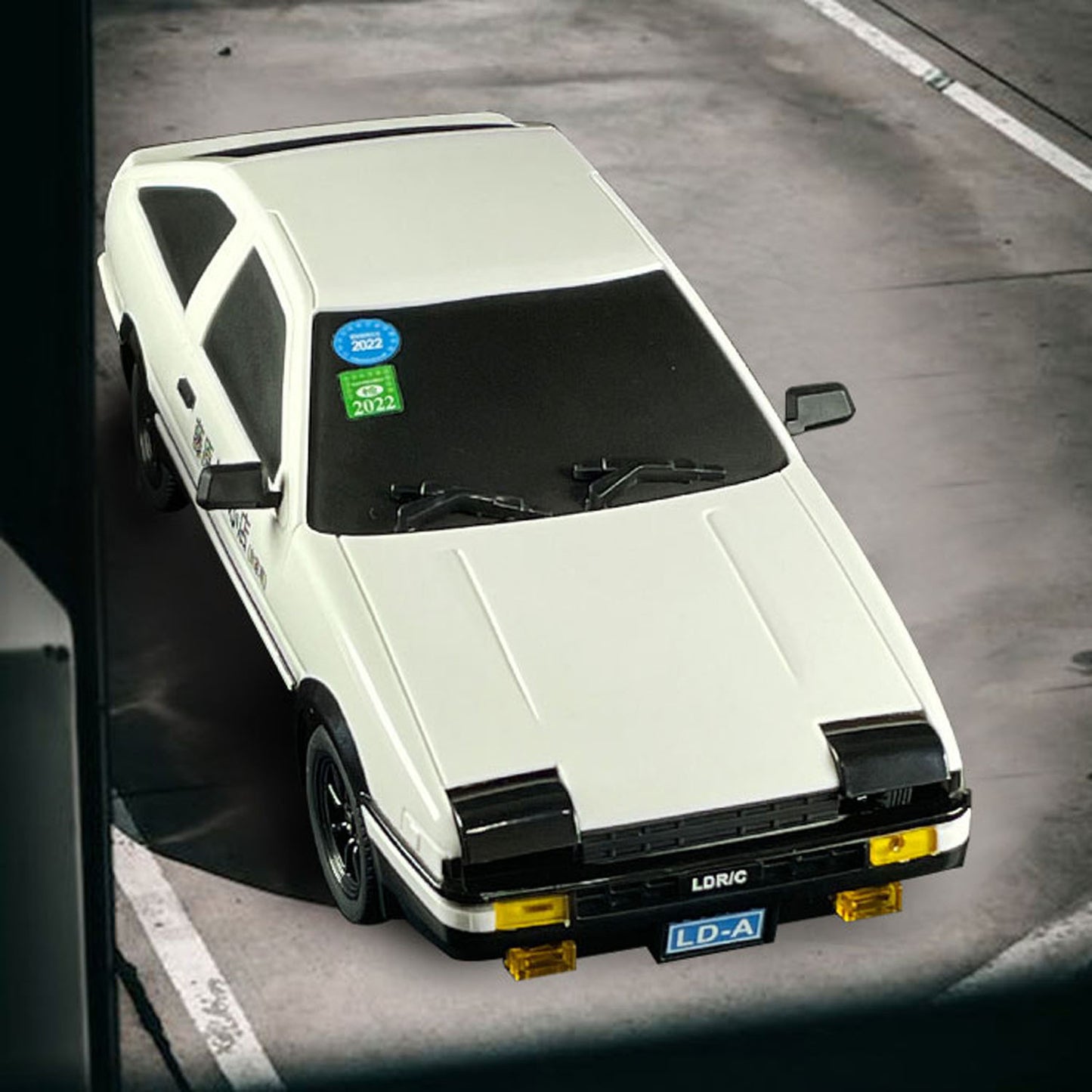 1/18 LDRC 2,4G Fernbedienung Drift Auto AE86 Modell RWD Rennfahrzeuge Hight Speed 10KM/H Flip Licht Batterie USB Ladung Mini Geschenke