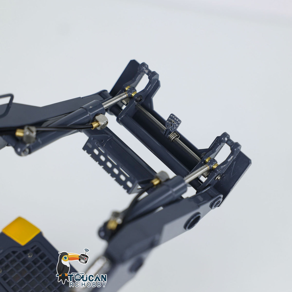 TOUCAN RC HOBBY Fast Free Shipping 1/14 RC Hydraulic Skid-Steer Loader SM770 Remote Control Construction Vehicle Three-Way Valve FlySky I6S Radio Controller