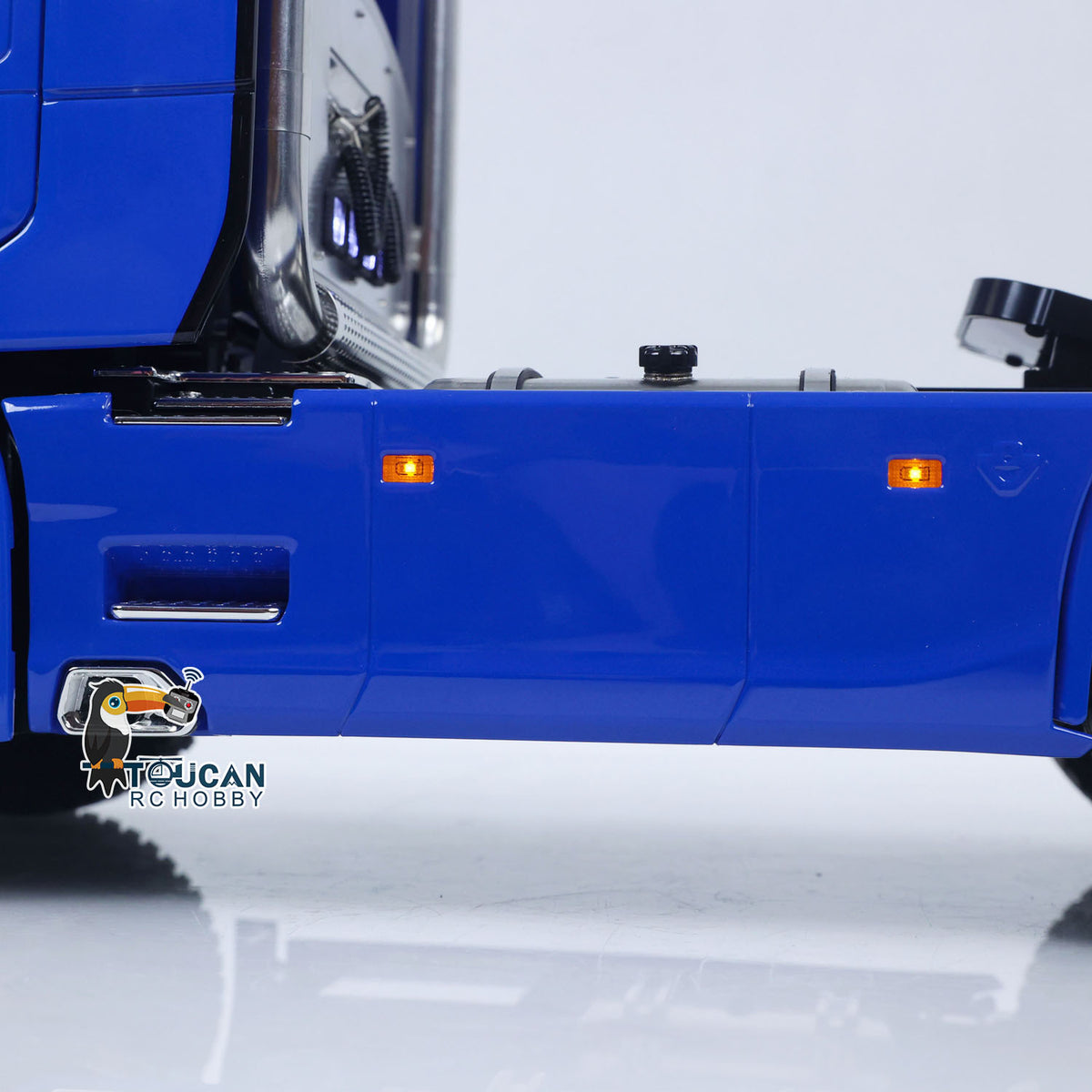MD-SC-44 1/14 Metal RC 4x4 Tractor Head w/Flowing Lights Hobbywing ESC & Full Metal Axles Ready to Run