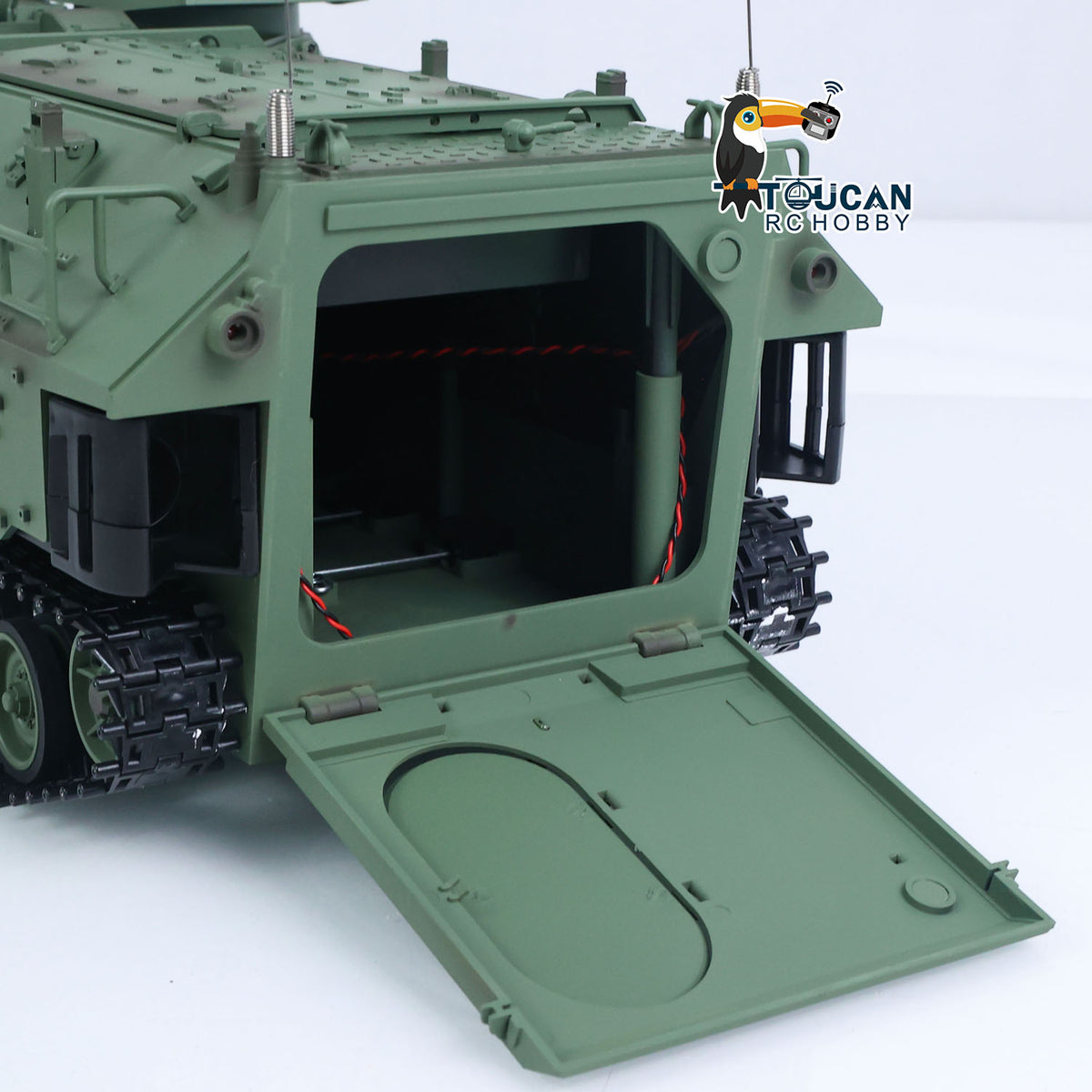 TOUCAN RC HOBBY Tongde TD3.0 1/16 Scale RC Armored Transport Vehicle Remote Control Tank Model Infrared Combat 320degrees Rotating Sound Smoke Lights