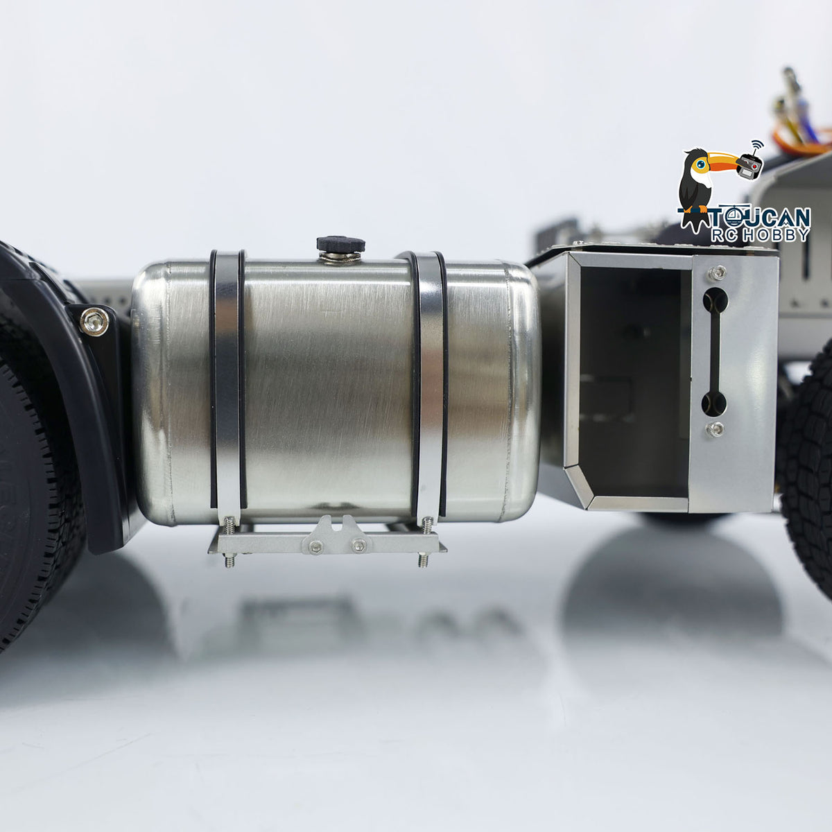 Metall-6x6-Chassis für 770S 1/14 RC-Sattelzugmaschine, 3-Gang-Getriebe, Differentialsperrenachsen, mit Sound- und Lichtsystem