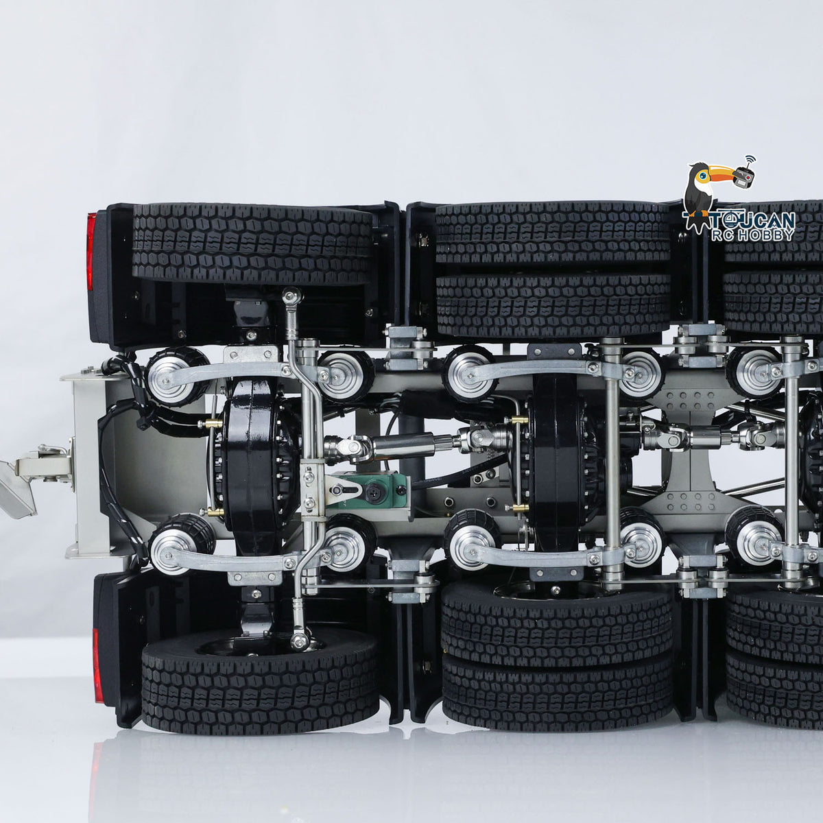 1/14 Ferngesteuerter Sattelschlepper 3363 LKW 10x10 Metallchassis Betriebsbereiter LKW Emuliertes Modell Lichter Geräusche 3-Gang-Getriebe