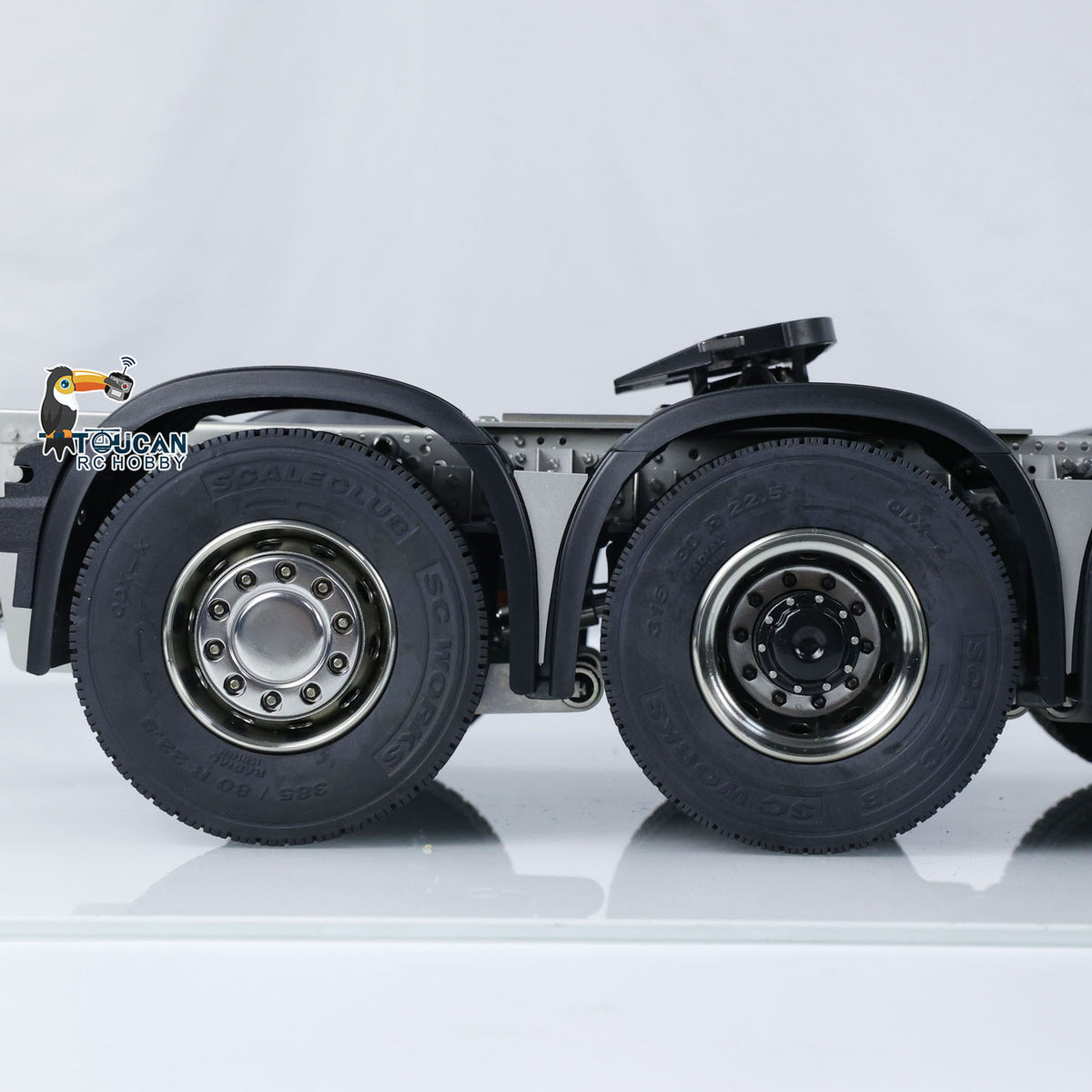 1/14 Ferngesteuerter Sattelschlepper 3363 LKW 10x10 Metallchassis Betriebsbereiter LKW Emuliertes Modell Lichter Geräusche 3-Gang-Getriebe