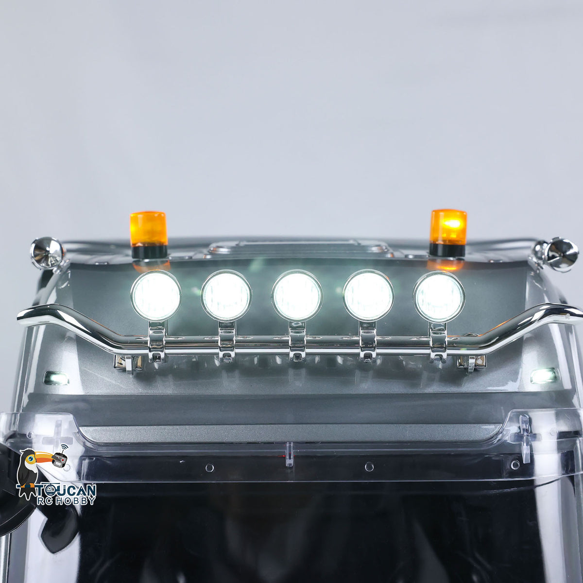 1/14 Ferngesteuerter Sattelschlepper 3363 LKW 10x10 Metallchassis Betriebsbereiter LKW Emuliertes Modell Lichter Geräusche 3-Gang-Getriebe