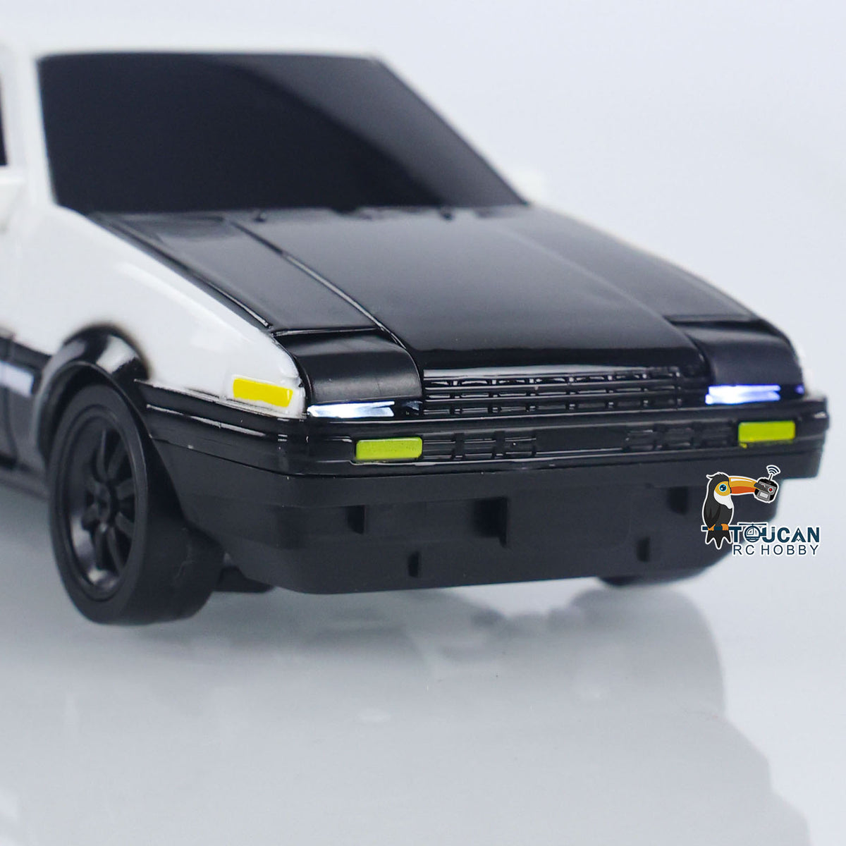 Hochgeschwindigkeits-2,4-G-Mini-RC-Driftauto 1/43 Rennfahrzeuge Gyroskop 4WD Ready to Go Mini-Auto-Spielzeug Radio Batterie Lichter Modell