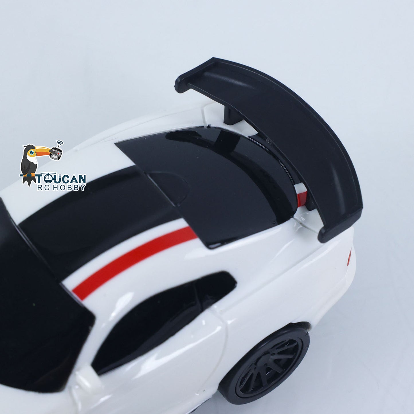 1:43 Remote Control Drift Car LED Effects RC Racing Vehicles AWD Battery Charger Mini Model Toy for Enthusiasts and New Players