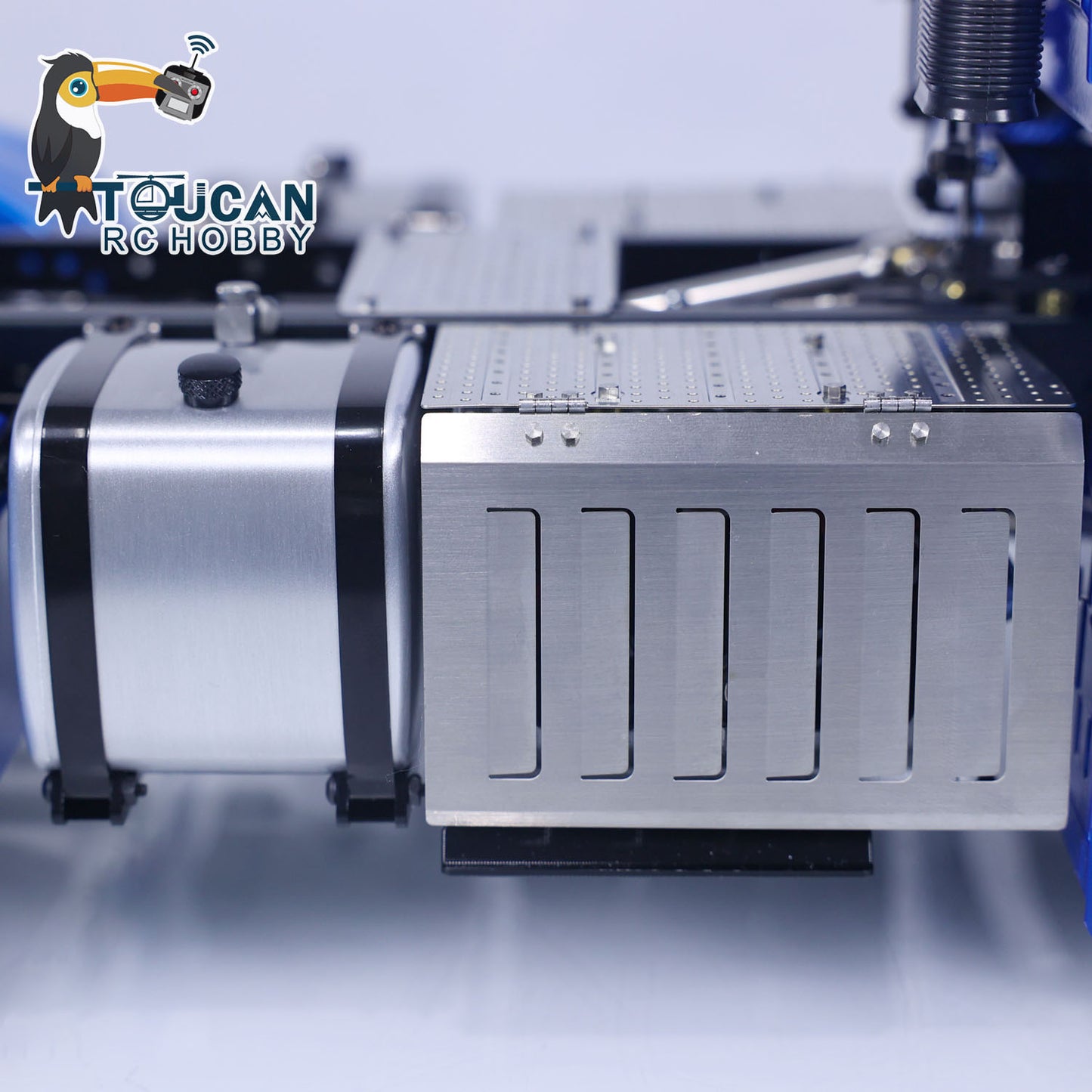 1/14 6X4 RC Sattelzugmaschine, montiert, Fernbedienung, elektrische Ausrüstung, Spielzeugauto, Hobby-Modell, Sound, Licht, optionale Version