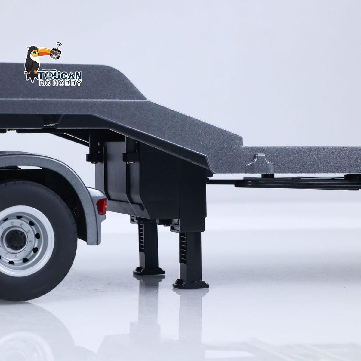 TOUCAN RC HOBBY 1/18 RC Tractor Truck Remote Control Truck 770S 3 Axle Plastic Semi Trailer Flatbed Finished Model RTR Battery Light Sound Effects