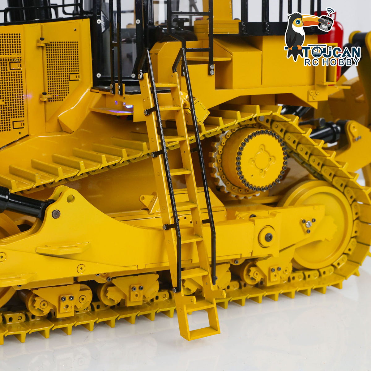 In Stock TOUCAN RC HOBBY 1:14 Hydraulic RC Bulldozer D11T Metal Remote Control Dozers Smoke Lights Sounds Multi-Function Control Assembled and Painted
