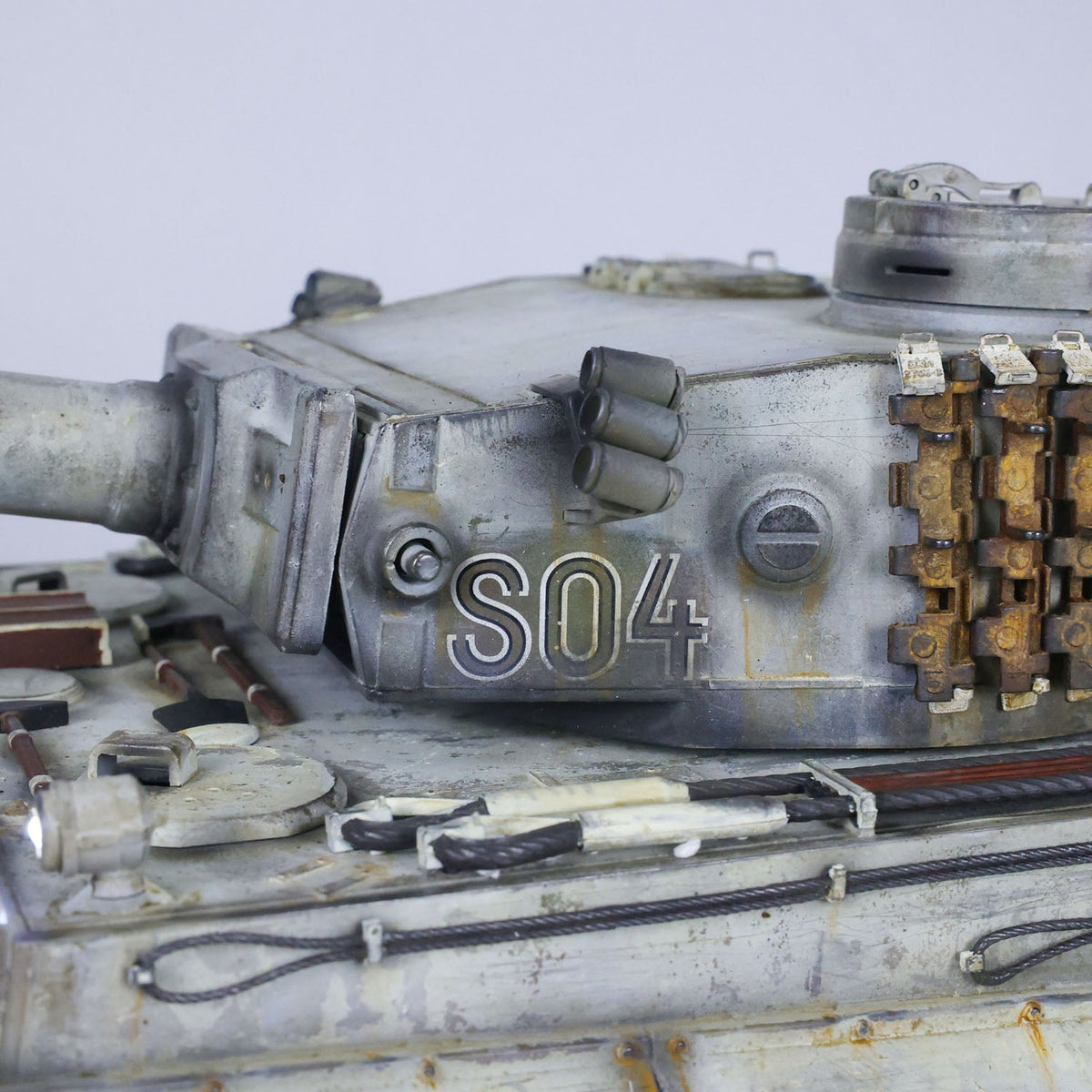 Henglong 1/16 Promotion TK7.0 German Tiger I RTR RC Tank 3818 Special Spray Painting with Barrel Recoil FPV IR BB Smoke Metal Tracks Sprockets Idlers Wheels Gearbox