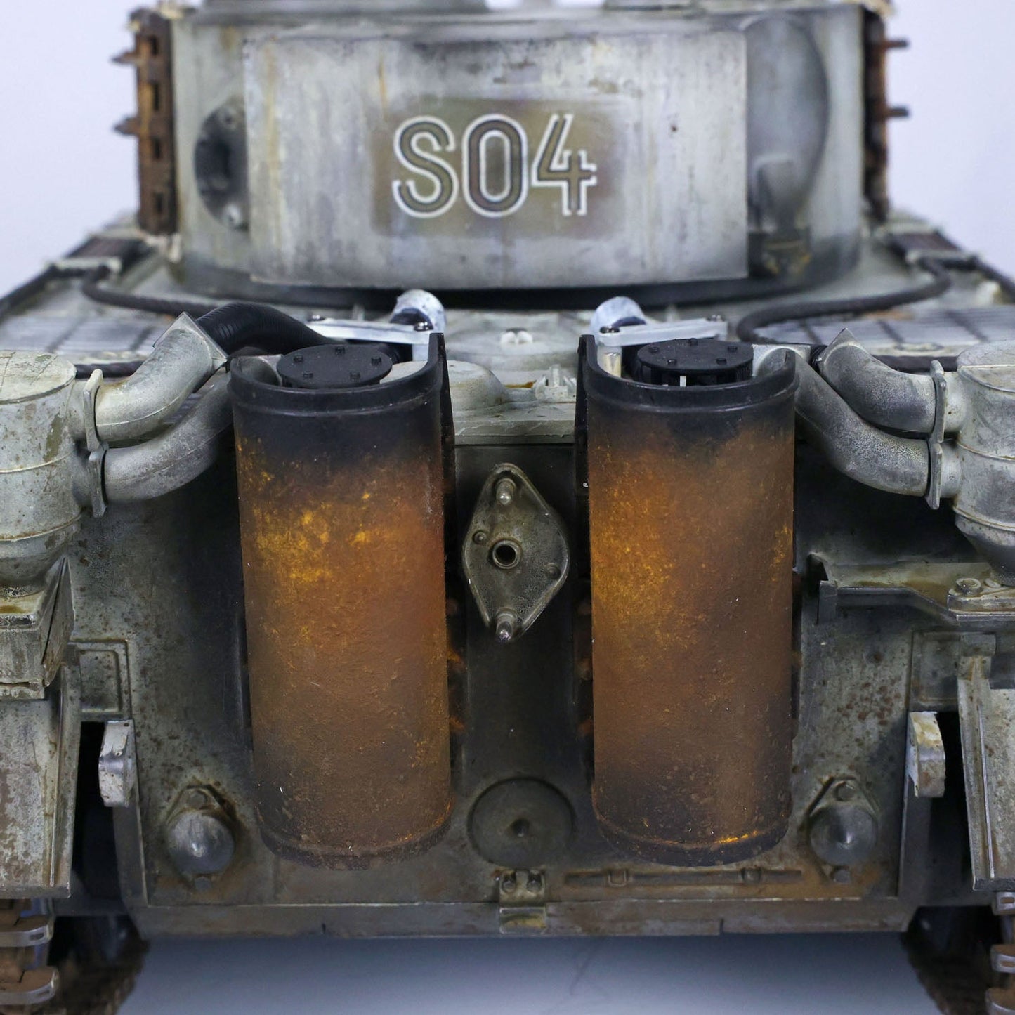 Henglong 1/16 Promotion TK7.0 German Tiger I RTR RC Tank 3818 Special Spray Painting with Barrel Recoil FPV IR BB Smoke Metal Tracks Sprockets Idlers Wheels Gearbox
