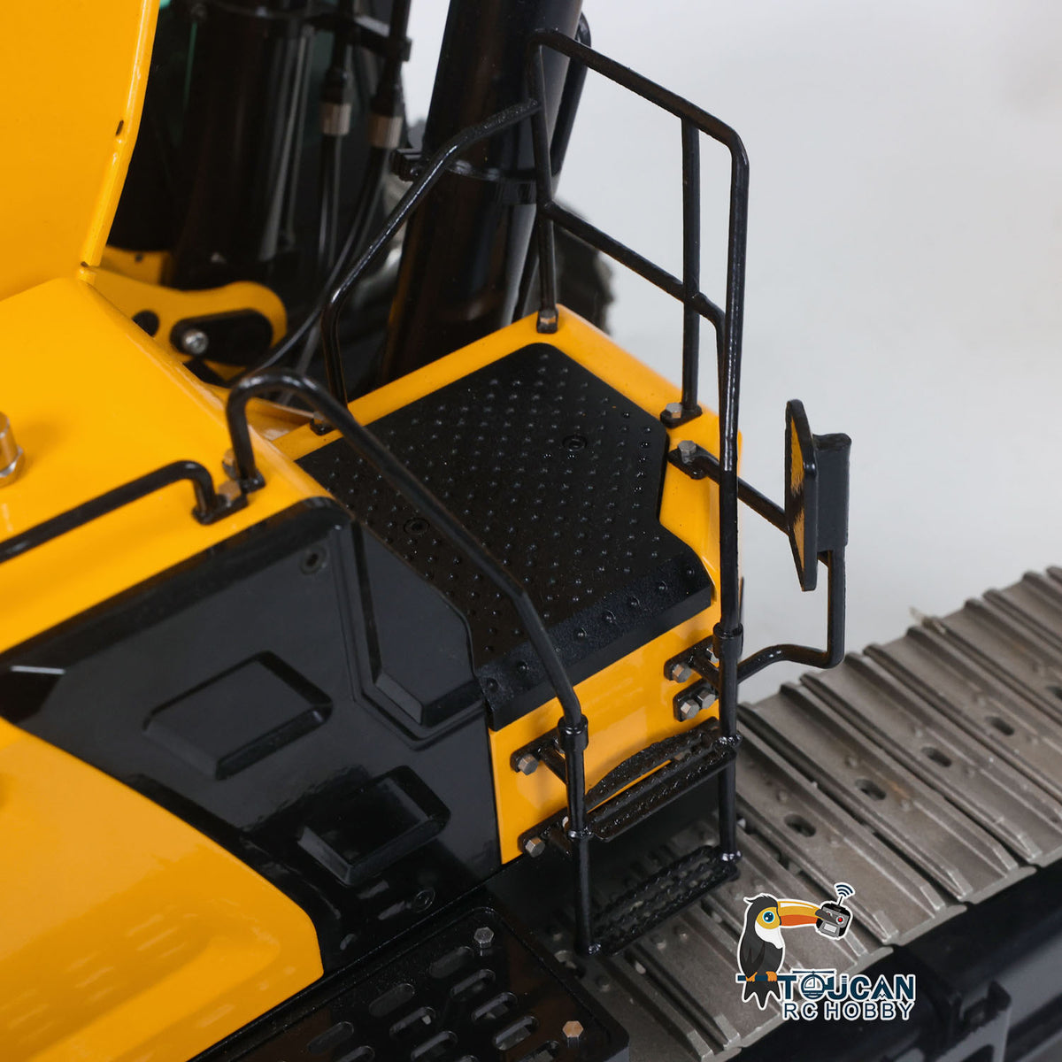 UESD 1/12 RC Hydraulic Heavy Excavator 395F Metal Remote Control Digger Finished Model 3.0L Dual Pump teshulianjie