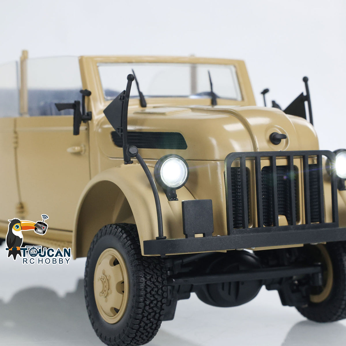 1/18 HG 4x4 RC Kommandofahrzeuge 4WD Funkgesteuertes Geländewagenmodell mit Ton und Licht, lackiert und montiert