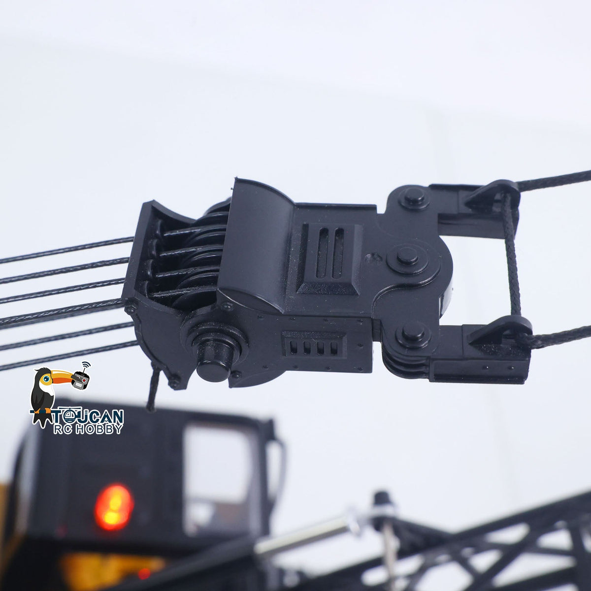 TOUCAN RC HOBBY Fast Free Shipping for EU HUINA 572 15CH RC 1/14 Construction Crane Truck Tower Excavator Model Car