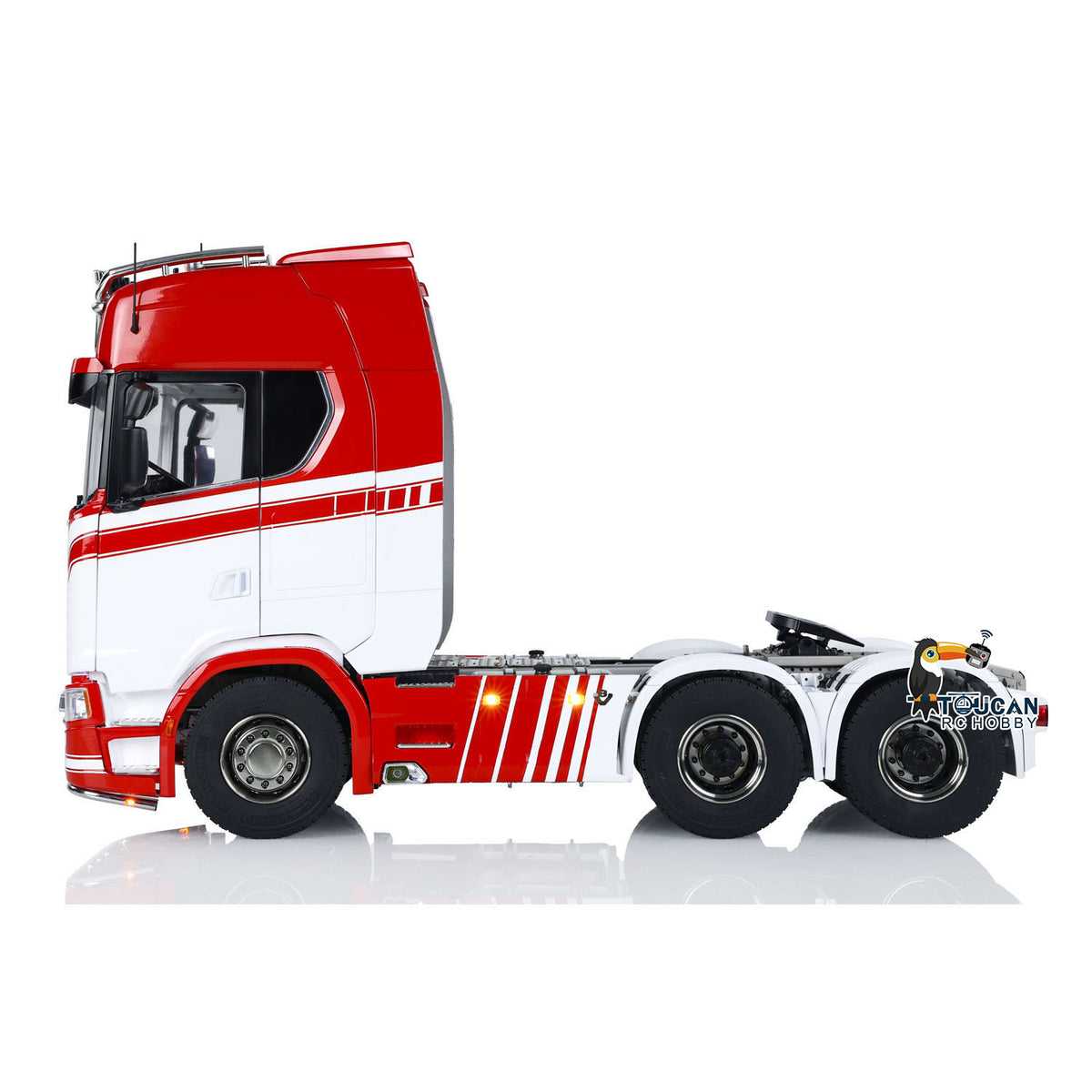 1/14 Finish RC Sattelzugmaschine 770S 6x6 Metallchassis Licht Sound Rauch 3-Gang Lackiertes Fahrzeug