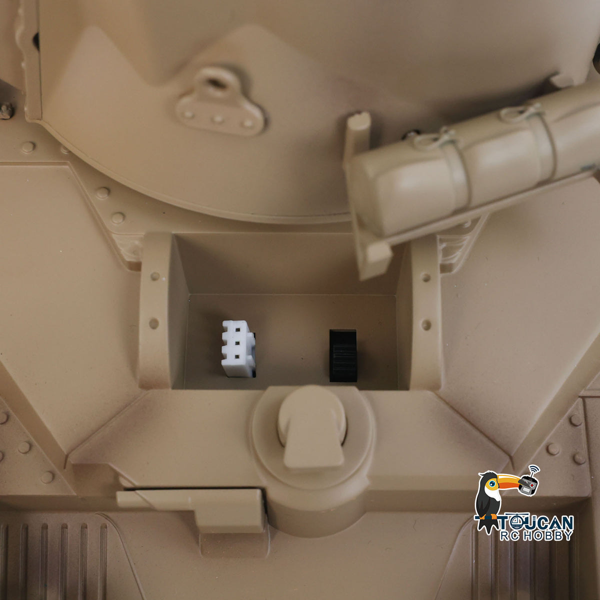 1/16 RC Tank Matilda III IV Tongde IR Turret Rotary 320 Degree Electric Remote Control Military Vehicle Metal Gearbox Road Wheel