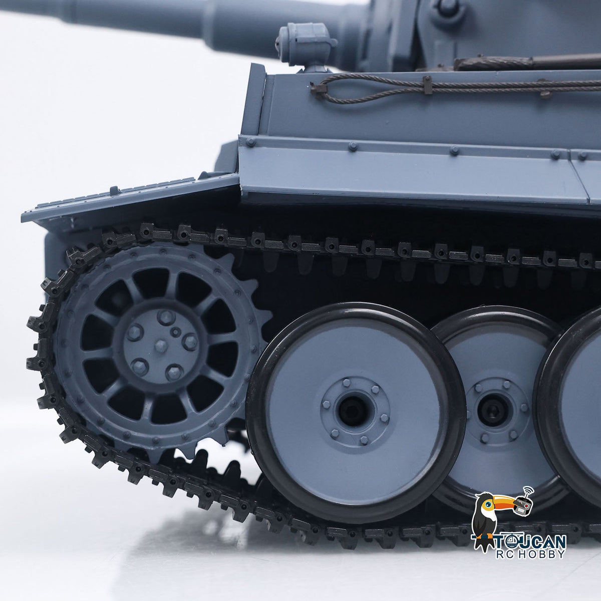 Henglong 1/16 TK7.0 Plastic German Tiger I RTR RC Tank 3818 Infrared Combat BB Sounds Lights Smoke Model Metal Barrel Recoil