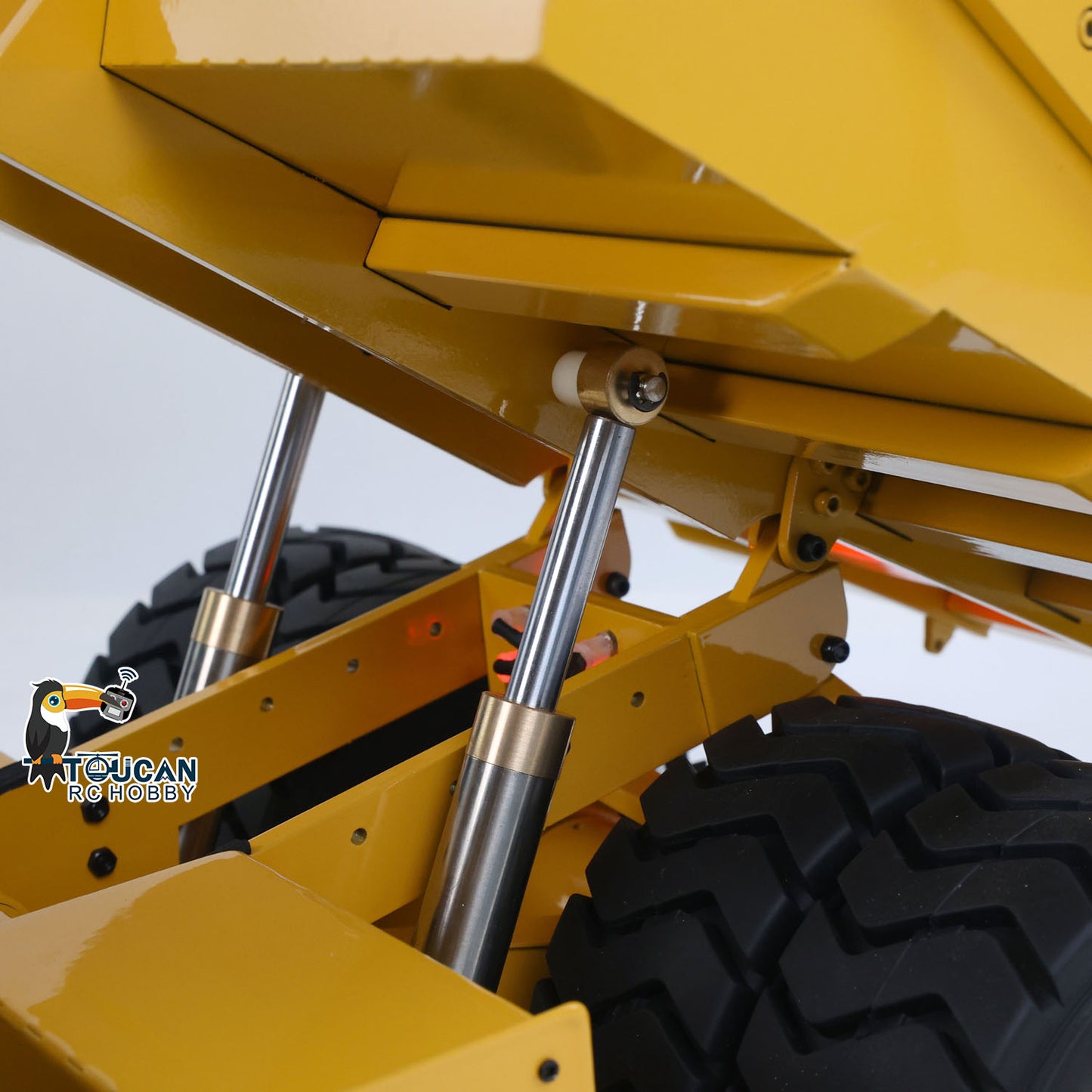 1:20 Maßstab Gelb Metall Hydraulische RC Mining Truck 793D Dumper Auto Fernbedienung Kipper Modell I6X Radio Lichter ESC Servo