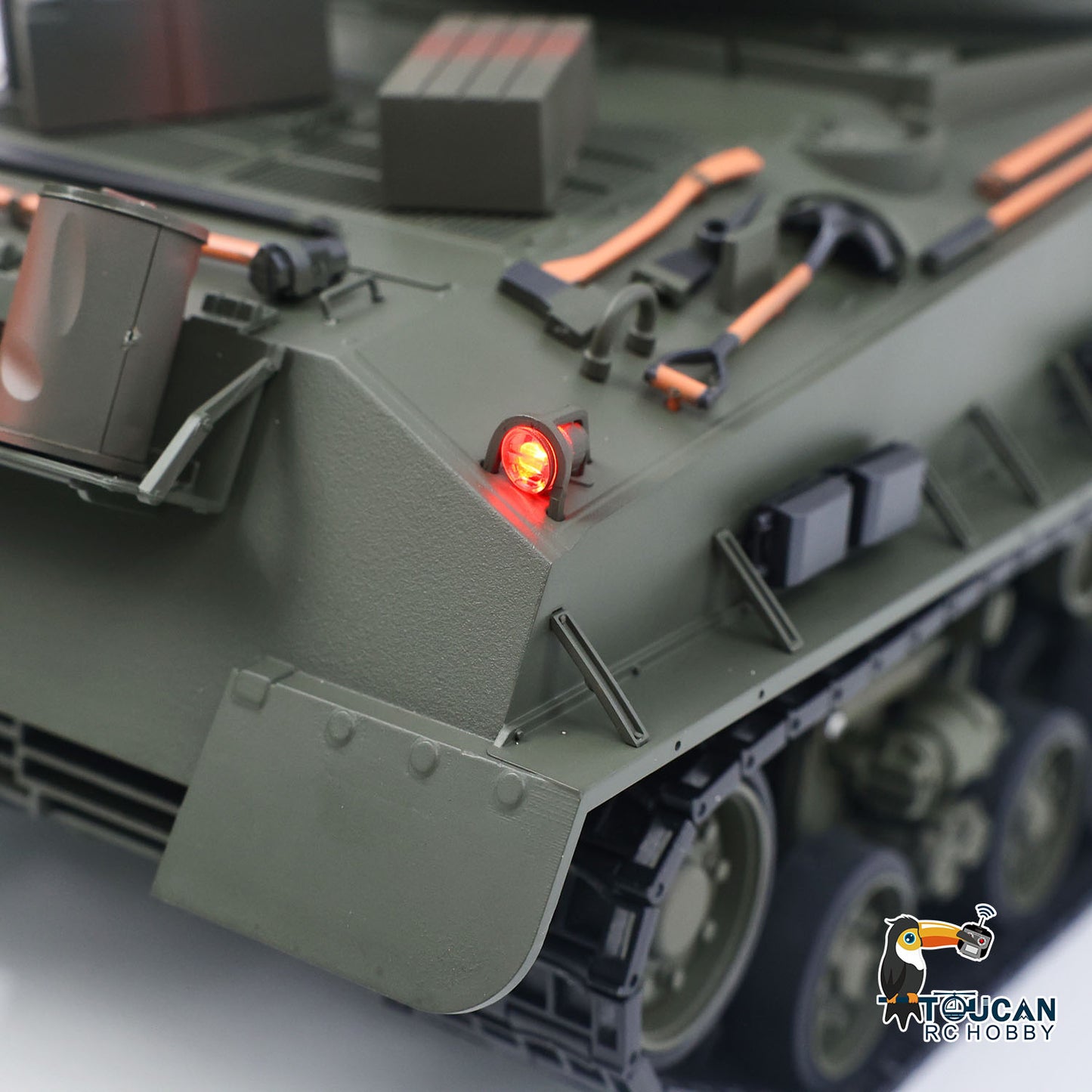 RTR 1/16 RC Tank Sherman M4A3E8 IR BB Barrel Elevation Smoking Metal Chassis Tracks Road Wheels Machine Gun 360 Degree Rotation