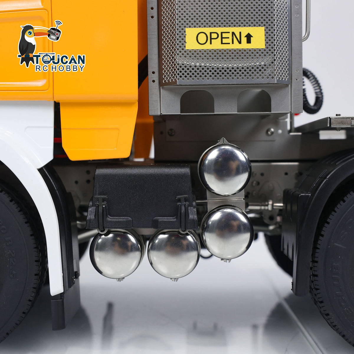 1/14 8x8 RC Sattelzugmaschine RTR R620 Metall Ferngesteuerte Autos Zusammengebaut und Lackiert 3-Gang Getriebe Licht Sound System