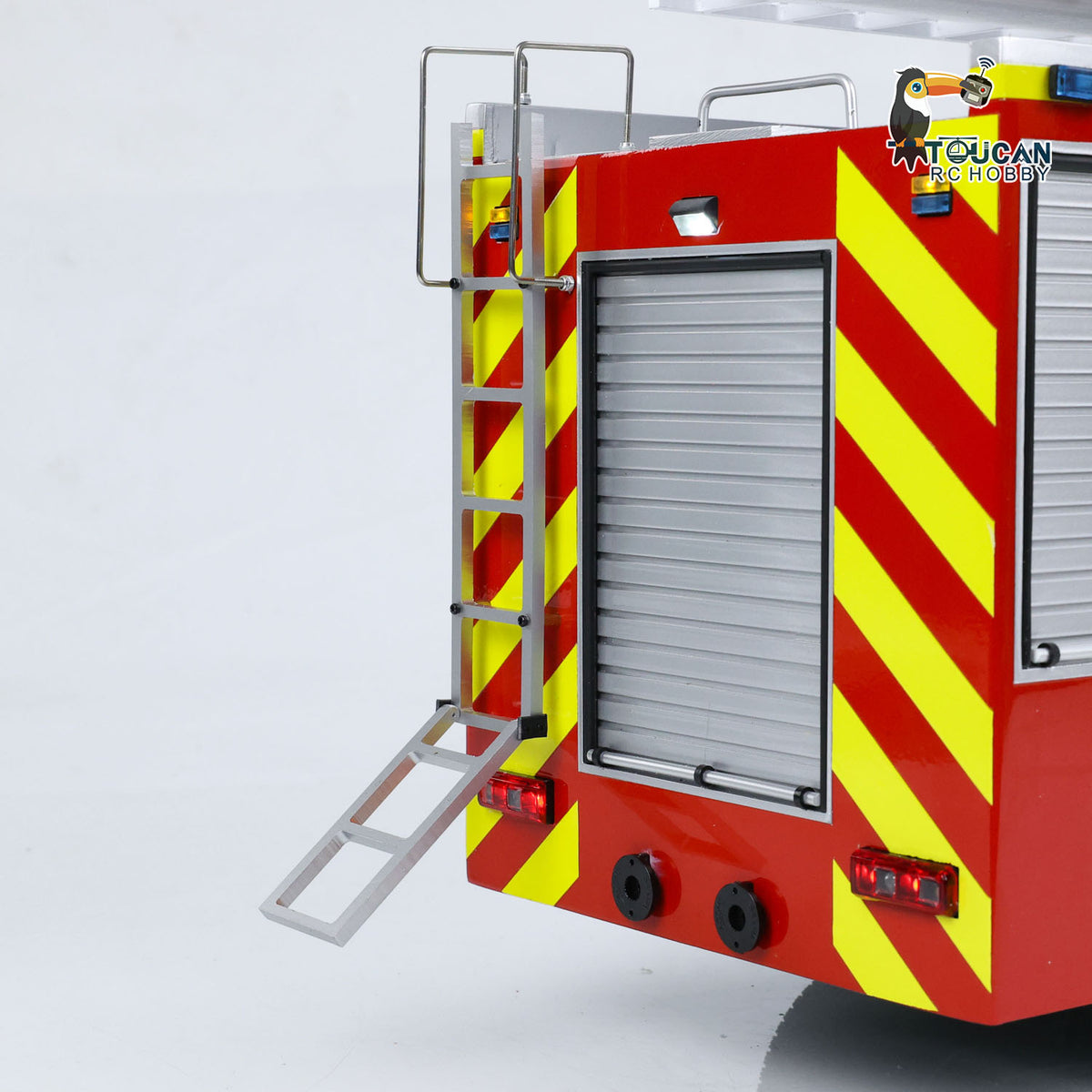 TOUCAN RC HOBBY 1/14 Metal Chassis Snozzle High-reach Extendable Turret 8x4 Remote Control Fire Truck Servo ESC Motor Light Sound System