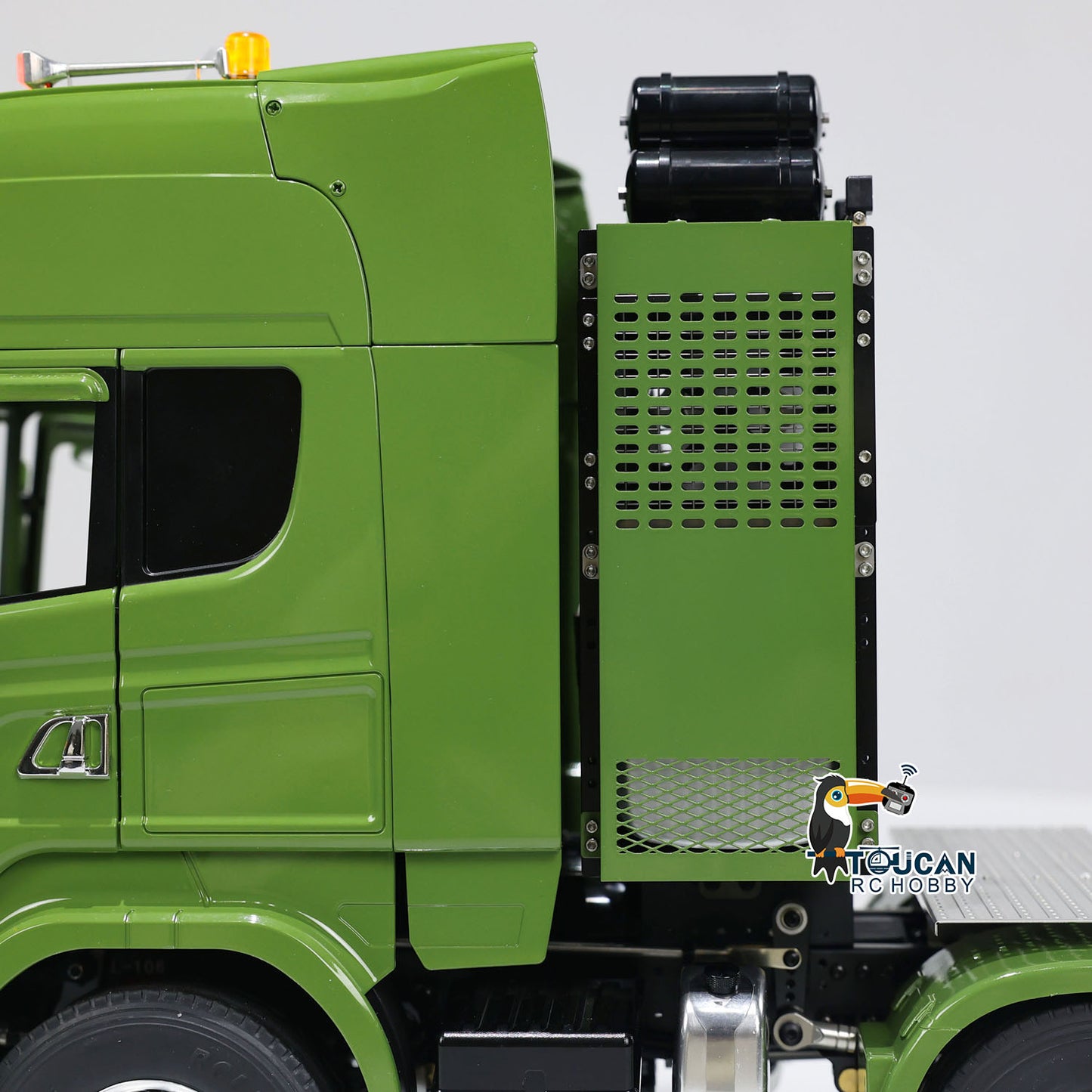 TOUCAN Lackiertes, zusammengebautes 8X8-Metallchassis 1/14 Schwerer RC-Sattelzug RTR Funkfernsteuerungsauto Raucheinheit