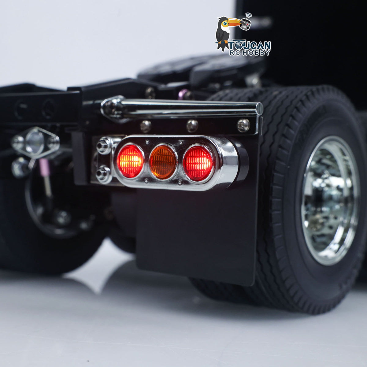 TOUCAN RC HOBBY Customized DIY Knight Hauler 56314 6*4 1/14 RC Tractor Truck Remote Control Lorry Car Model Light Sound I6S Radio Battery